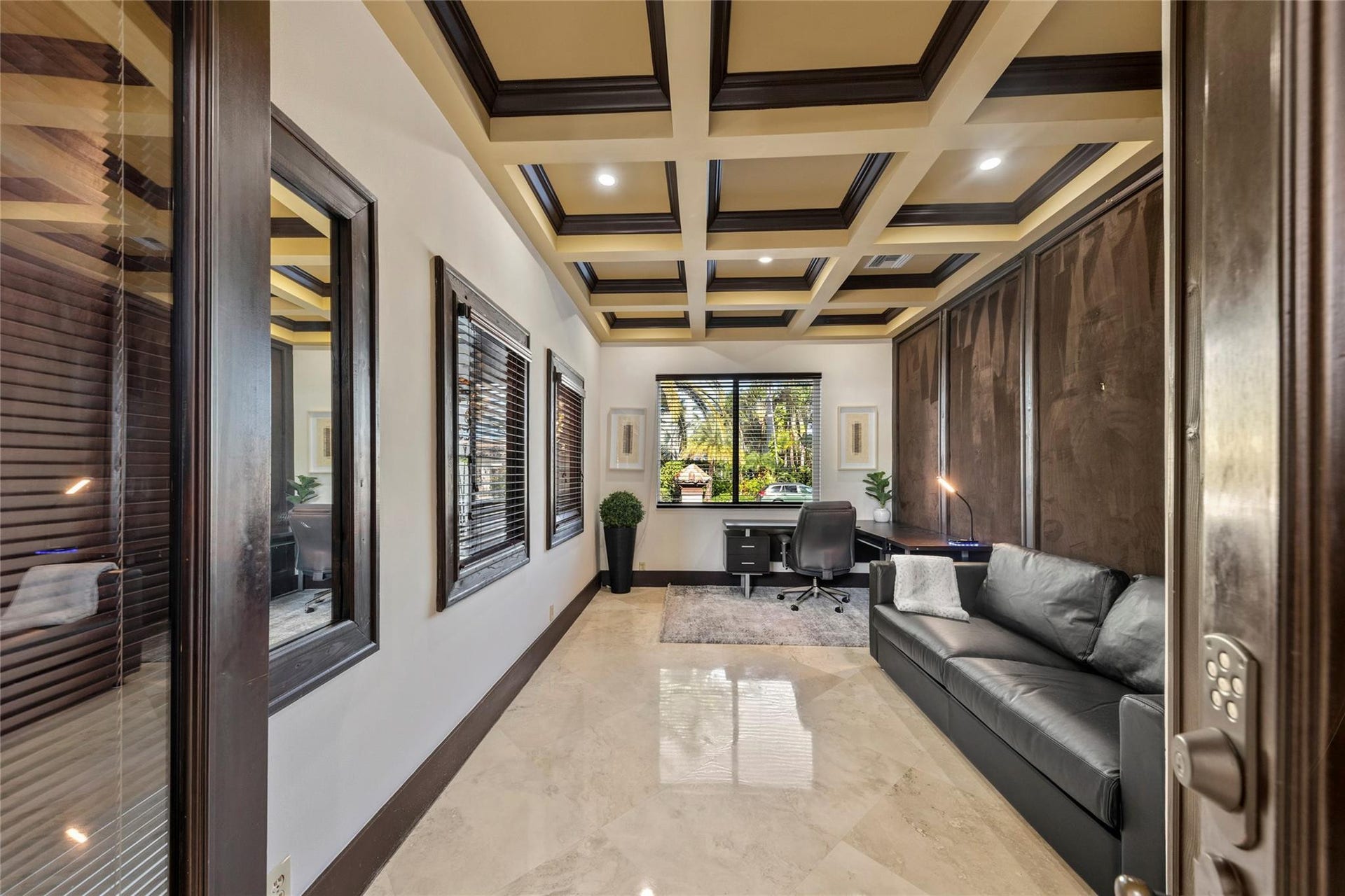 2430 Castilla Isle, Fort Lauderdale, FL 33301 Photo 40