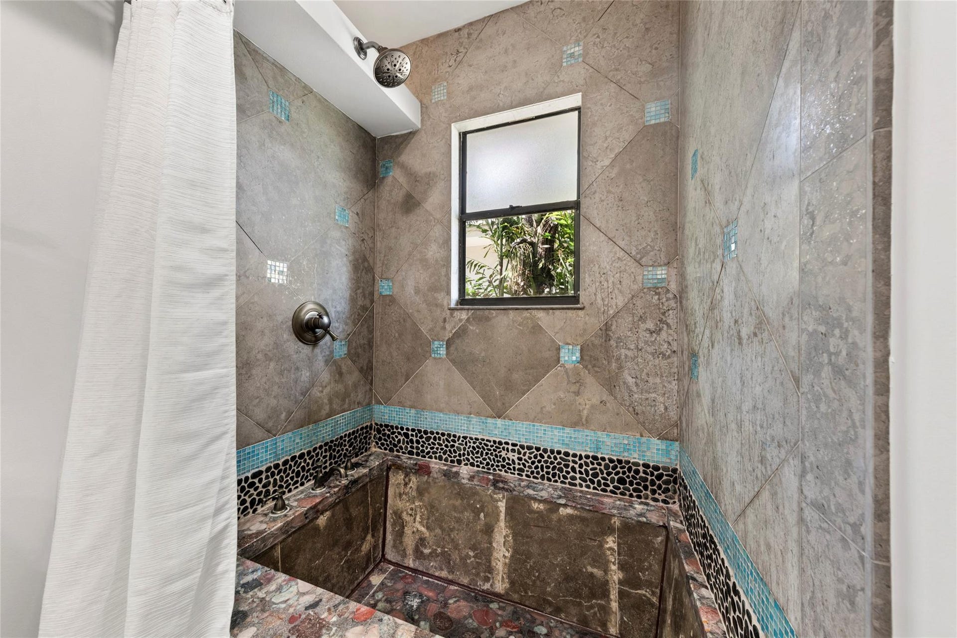 2430 Castilla Isle, Fort Lauderdale, FL 33301 Photo 33