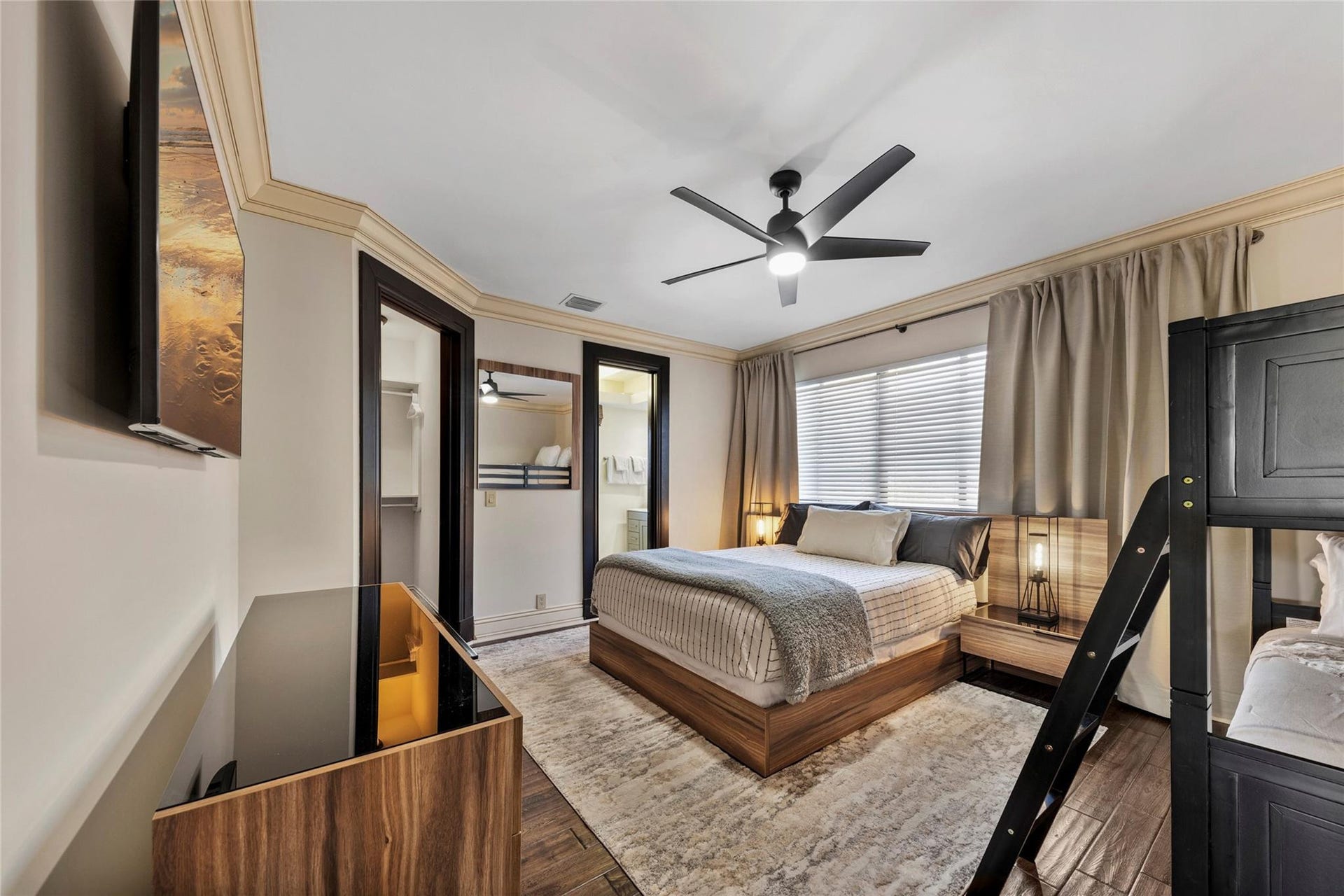2430 Castilla Isle, Fort Lauderdale, FL 33301 Photo 29