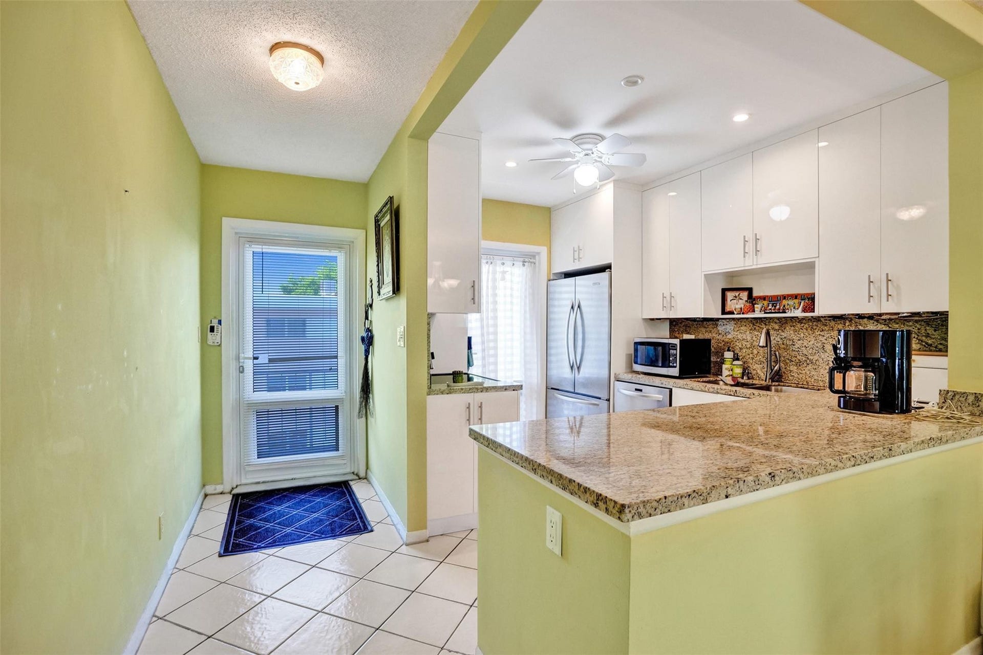 1461 S Ocean Boulevard, #303, Lauderdale By The Sea, FL 33062 Photo 10