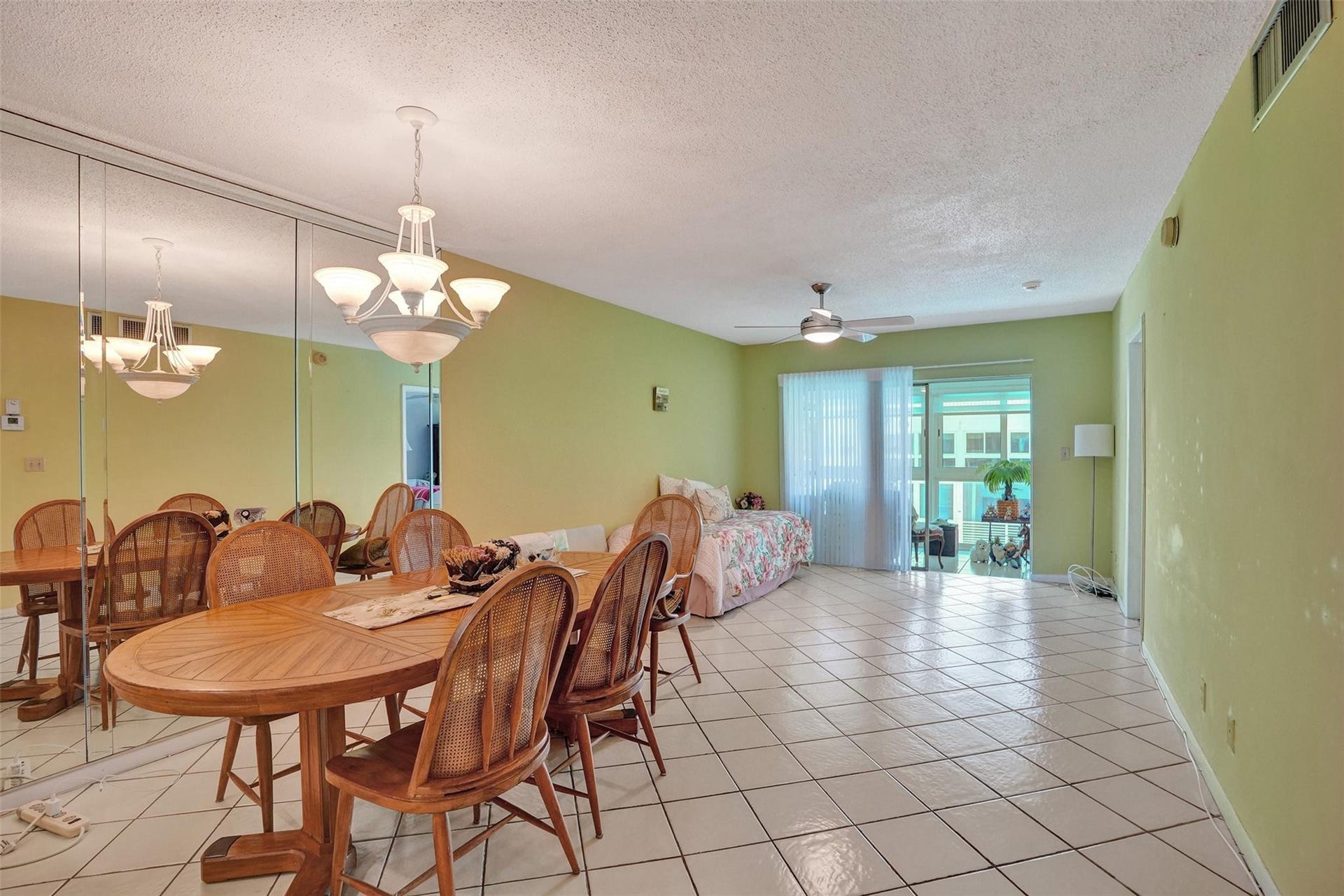 1461 S Ocean Boulevard, #303, Lauderdale By The Sea, FL 33062 Photo 5