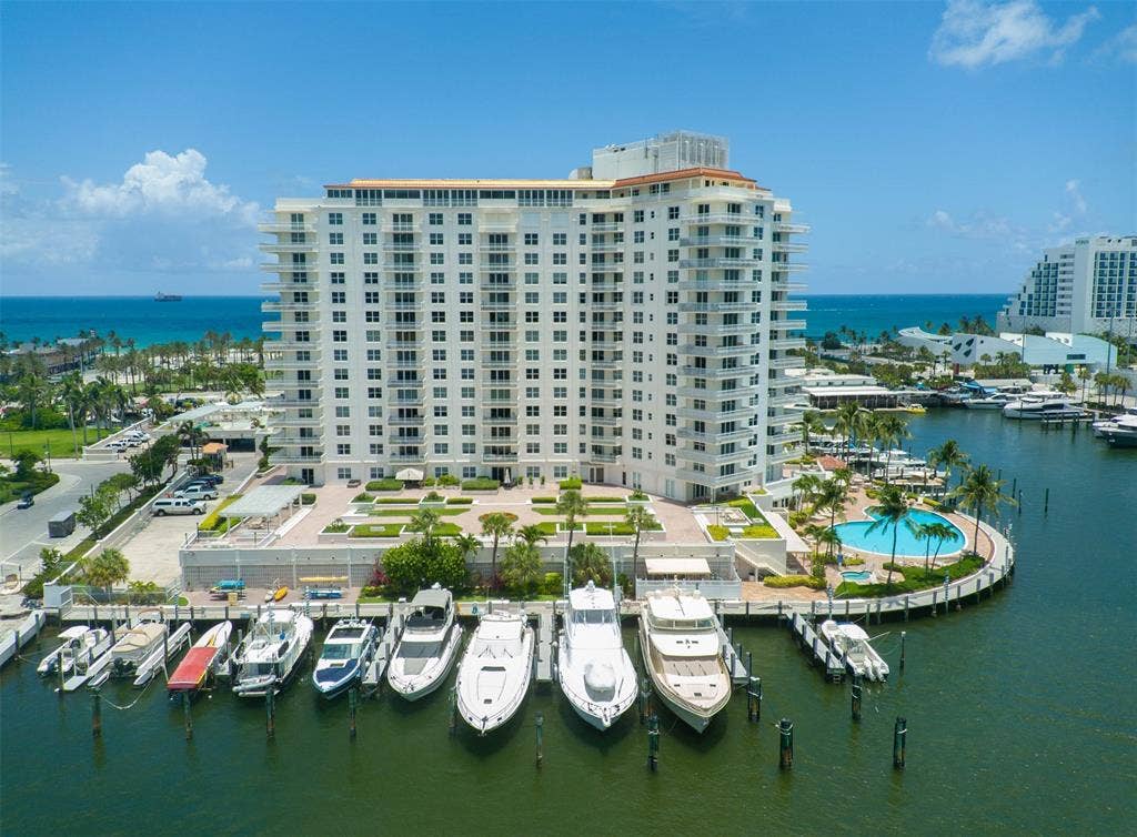 1 Las Olas Circle, #610, Fort Lauderdale, FL 33316 Aereal view