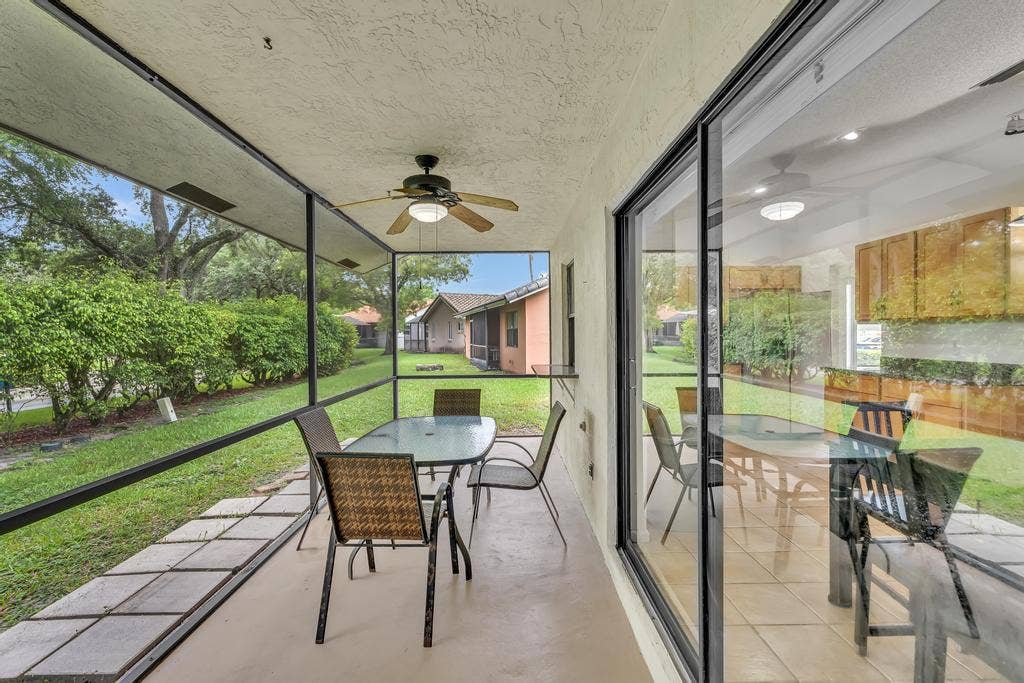 Screened in Patio