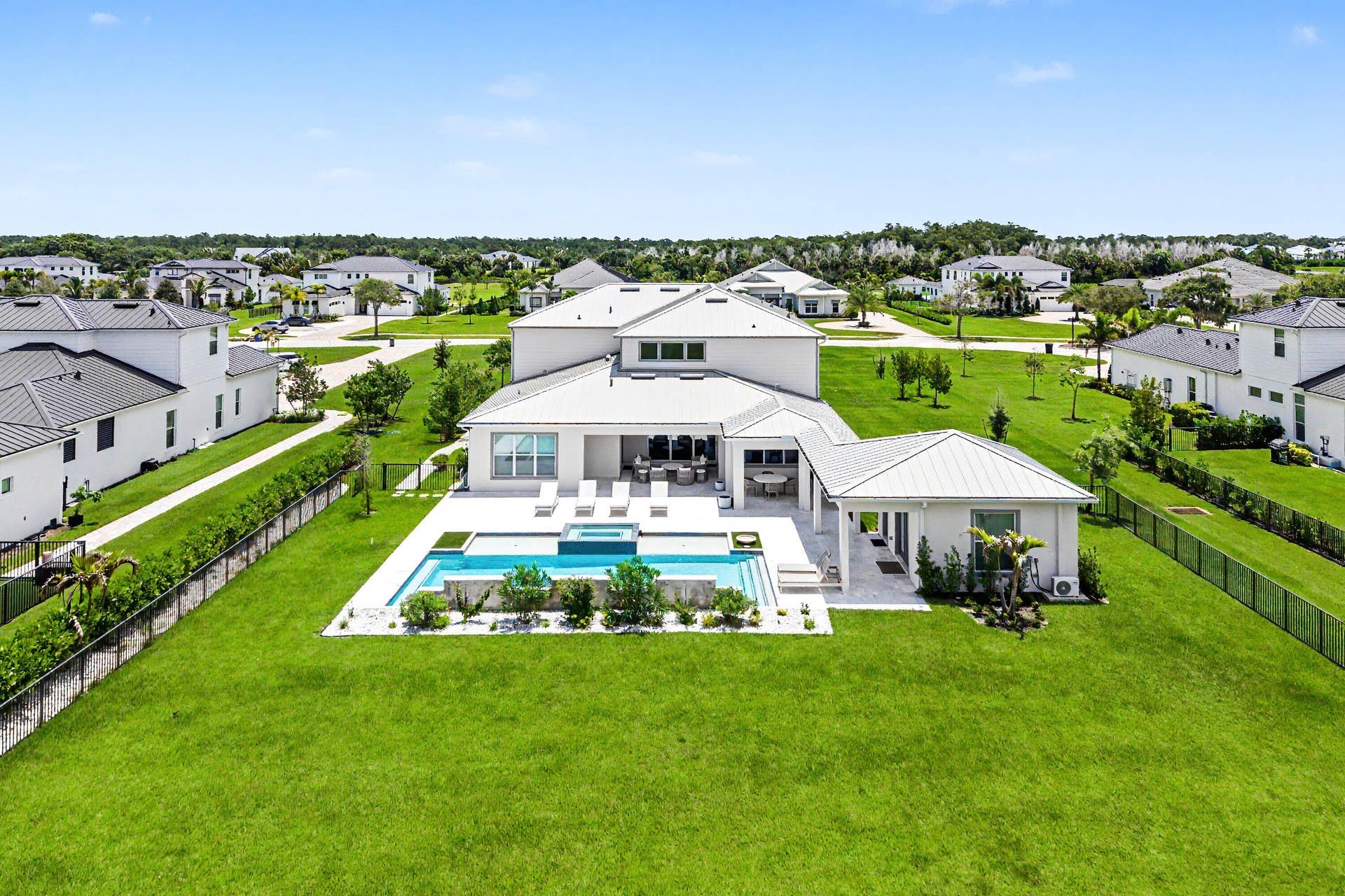 20020 SE Bridgewater Drive, Jupiter, FL 33458 079-20020SoutheastBridgewaterDrive-Jupit