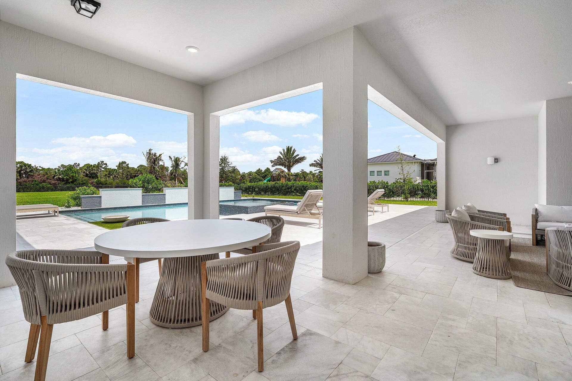 20020 SE Bridgewater Drive, Jupiter, FL 33458 058-20020SoutheastBridgewaterDrive-Jupit