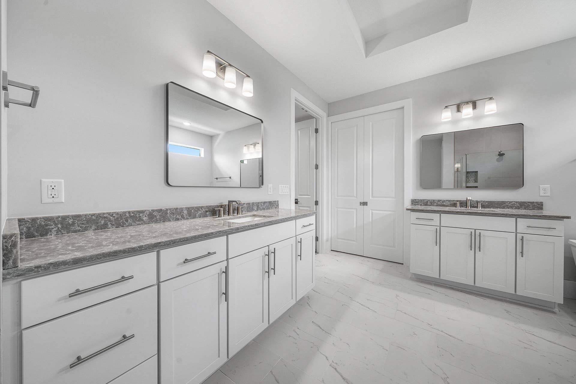 20020 SE Bridgewater Drive, Jupiter, FL 33458 027-20020SoutheastBridgewaterDrive-Jupit