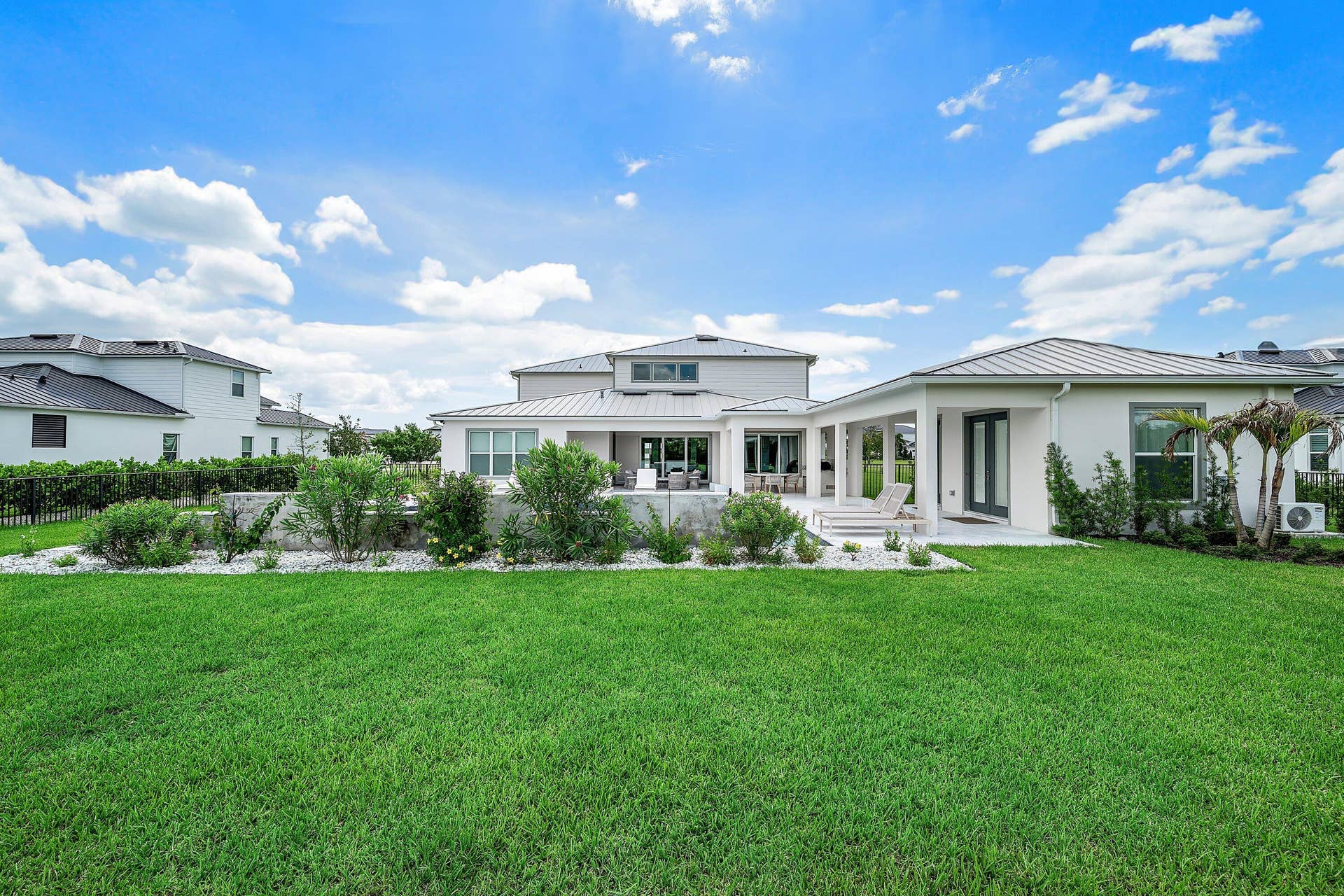 20020 SE Bridgewater Drive, Jupiter, FL 33458 071-20020SoutheastBridgewaterDrive-Jupit