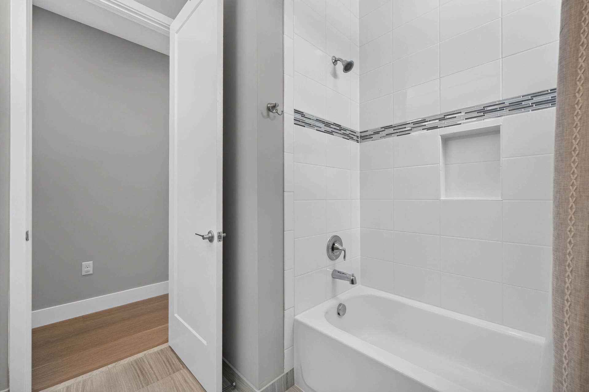 9685 Salty Bay Drive, Delray Beach, FL 33446 53-web-or-mls-DSC02197-2