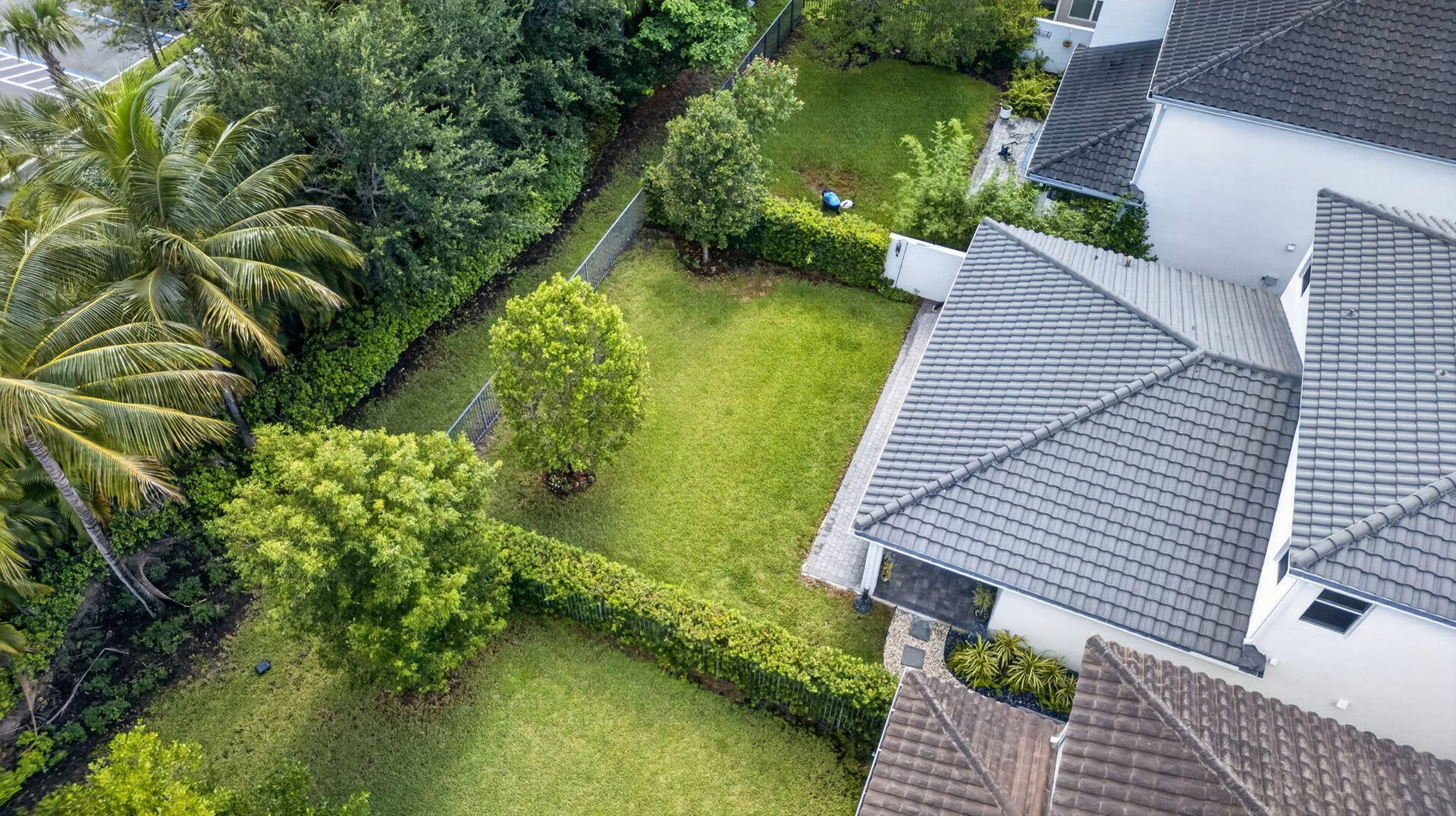 9685 Salty Bay Drive, Delray Beach, FL 33446 70-web-or-mls-DJI_20260622103524_0764_D