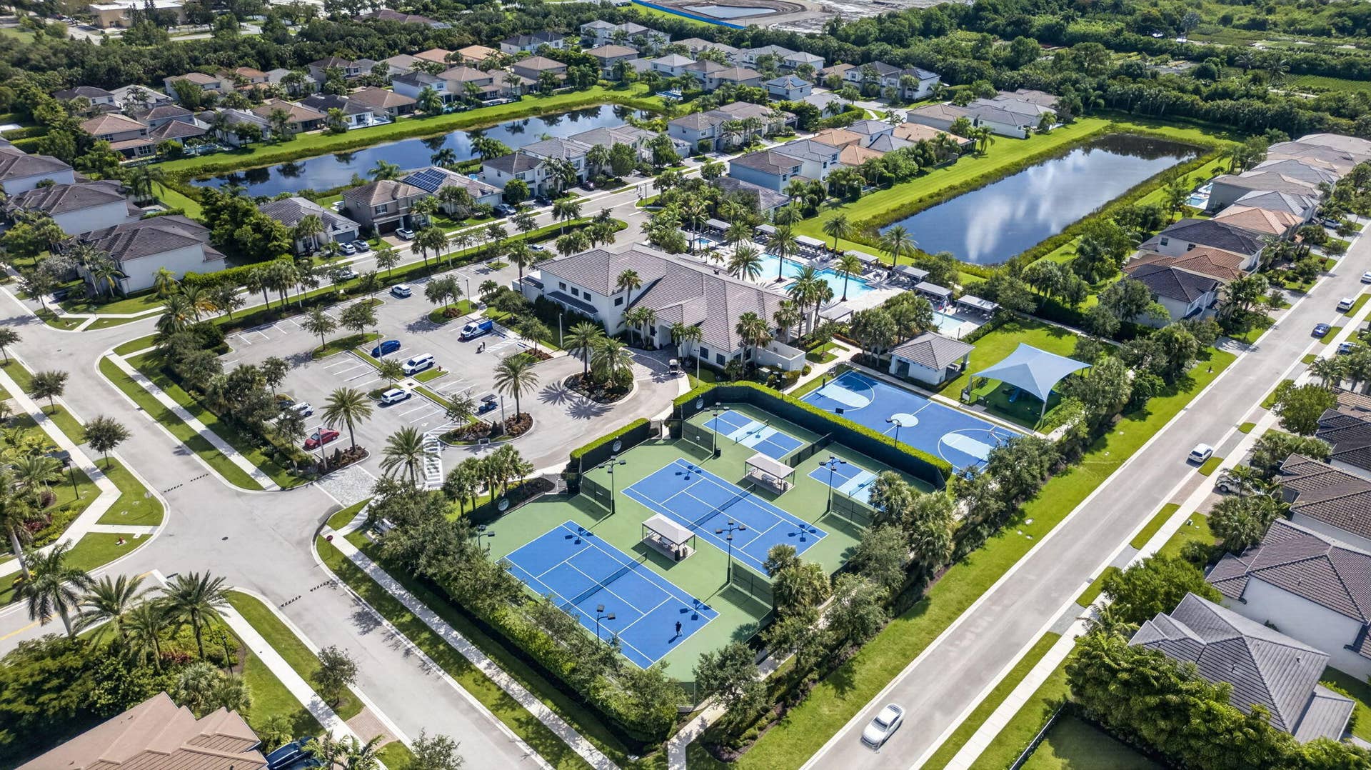 9685 Salty Bay Drive, Delray Beach, FL 33446 72-web-or-mls-DJI_20260622103637_0779_D