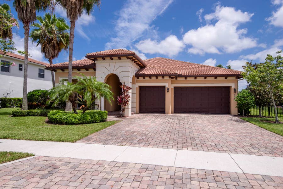 Property photo for 172 Manor Circle, Jupiter, FL