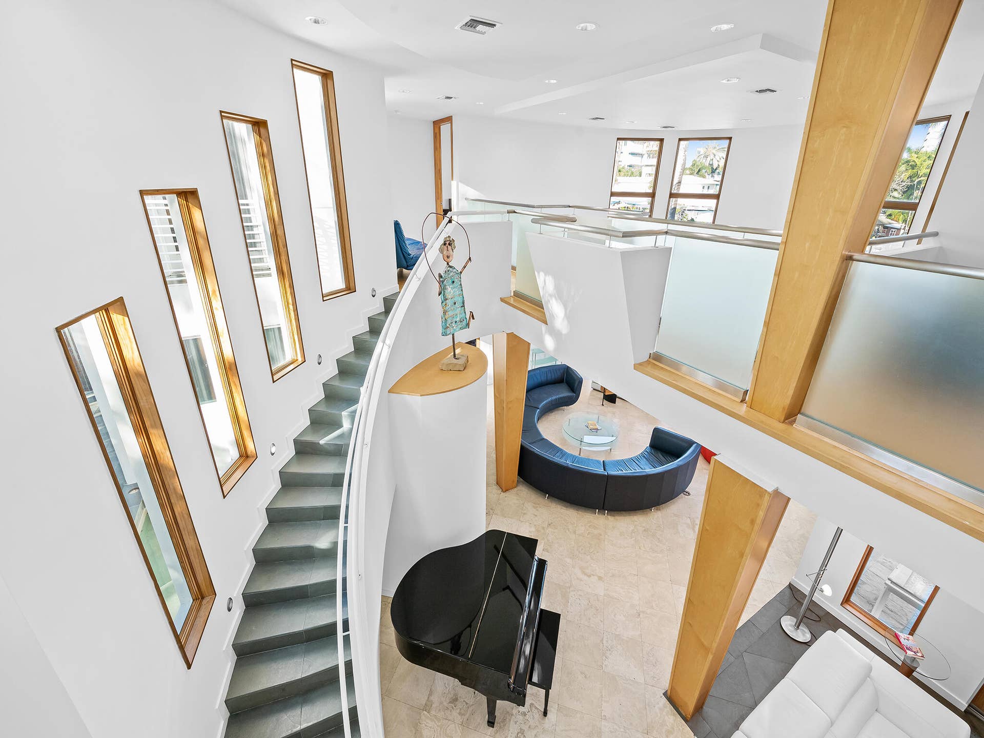 450 Victoria Terrace, Fort Lauderdale, FL 33301 DSC_0563