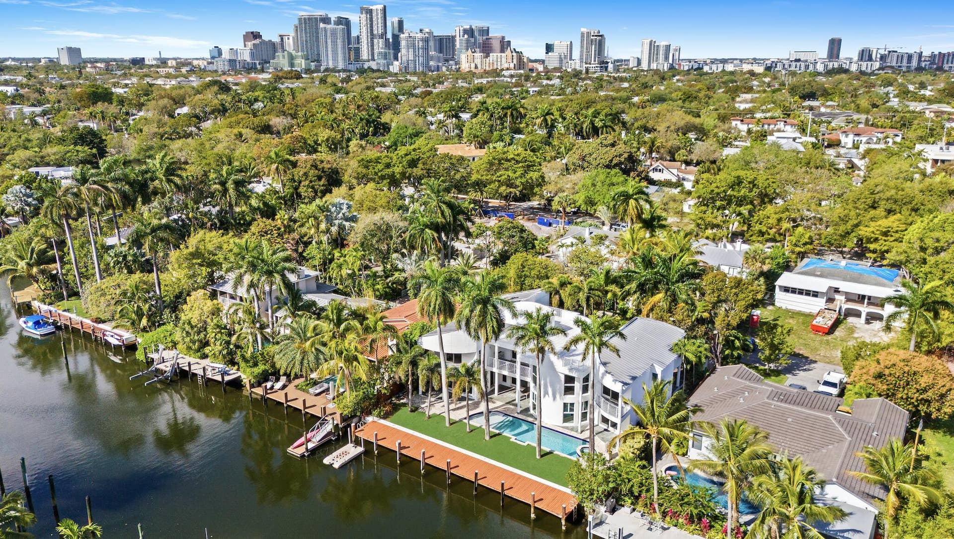 450 Victoria Terrace, Fort Lauderdale, FL 33301 Screenshot 2026-06-29 at 2.12.32PM
