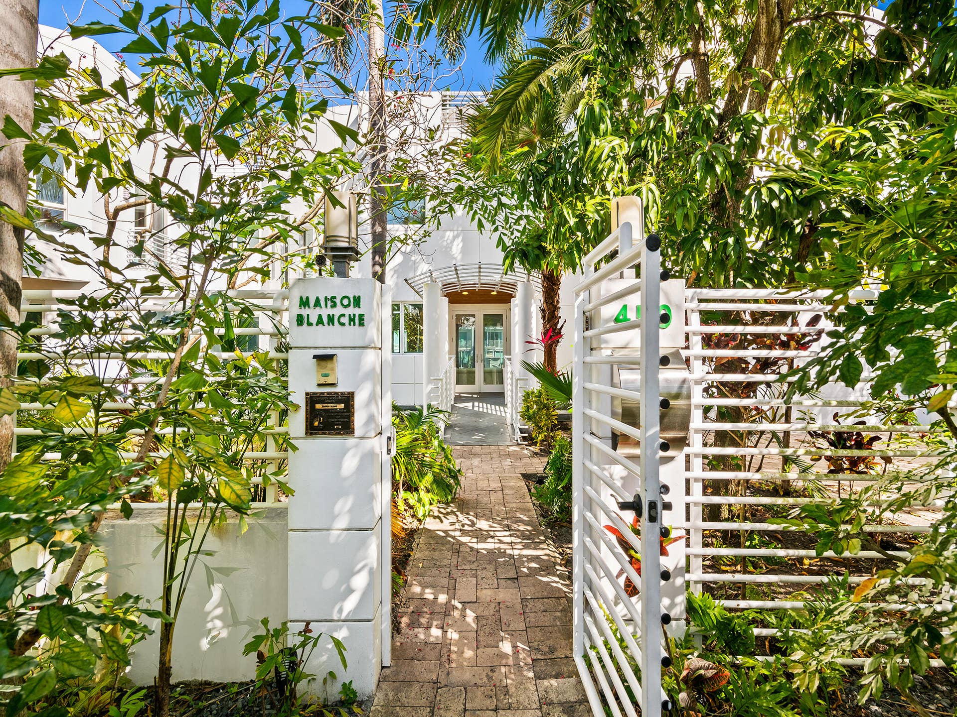 450 Victoria Terrace, Fort Lauderdale, FL 33301 DSC_0184