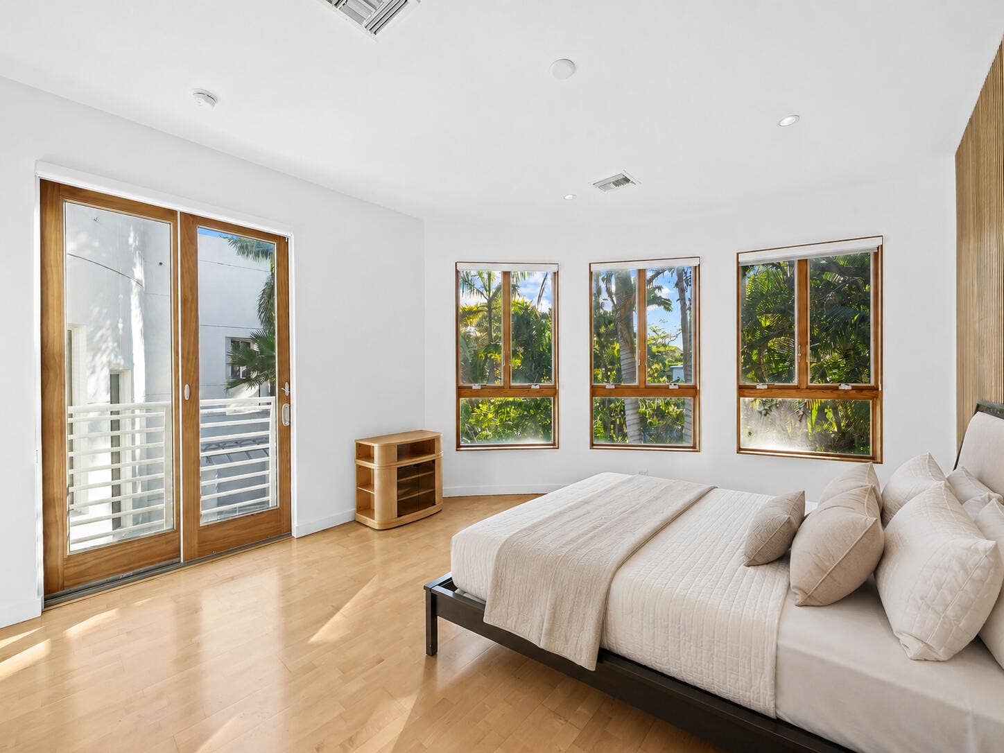 450 Victoria Terrace, Fort Lauderdale, FL 33301 Bedroom 2a