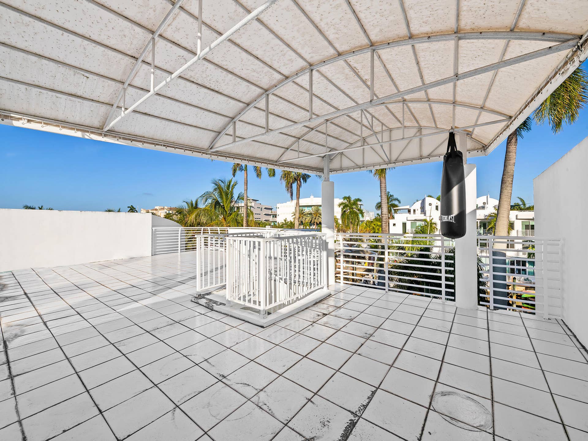 450 Victoria Terrace, Fort Lauderdale, FL 33301 DSC_0619