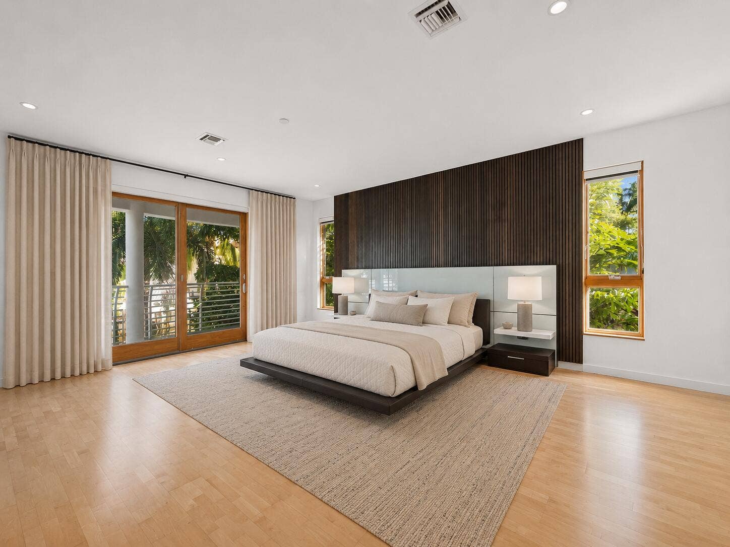 450 Victoria Terrace, Fort Lauderdale, FL 33301 Primary Bedroom
