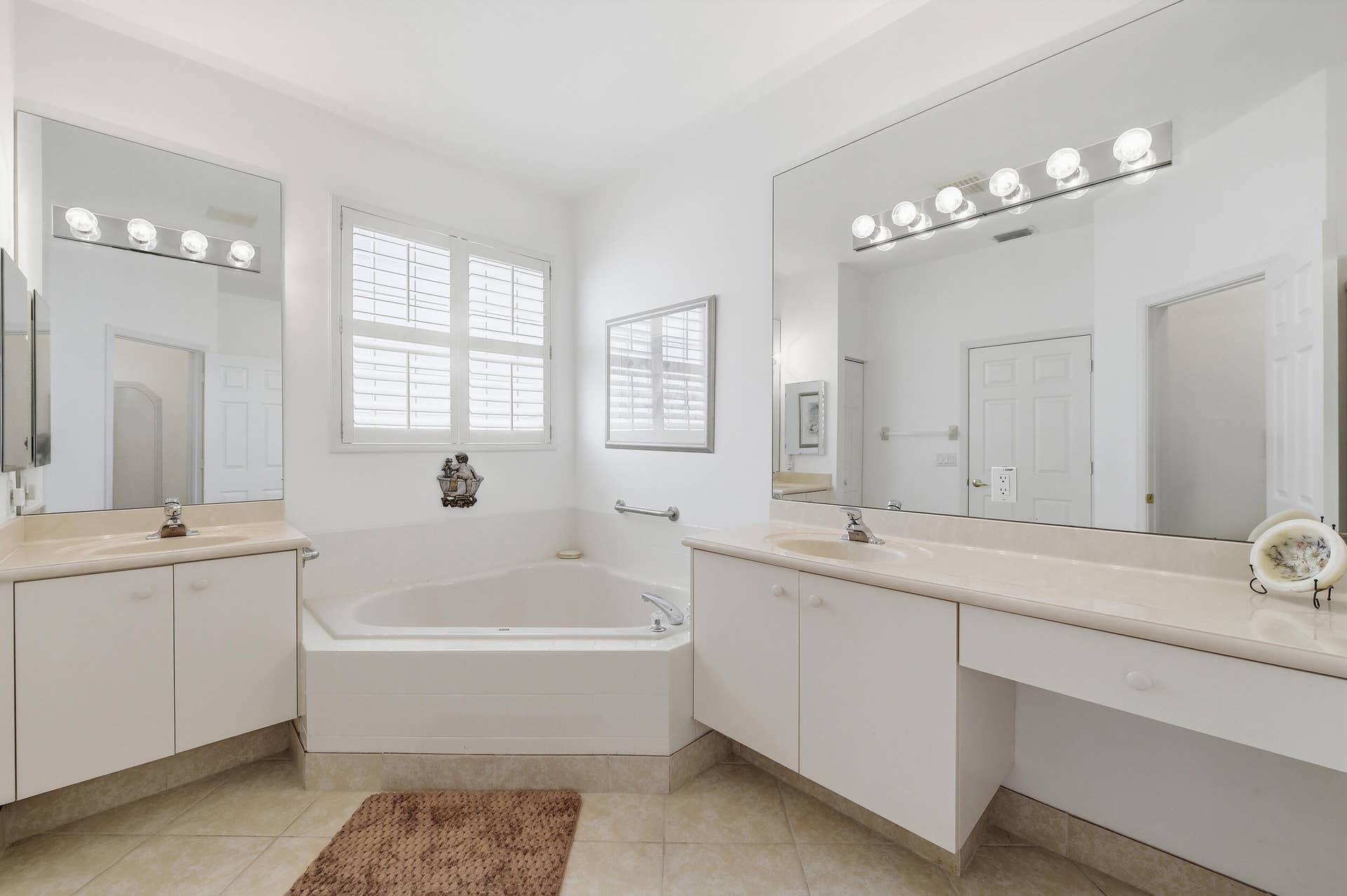 7229 Cataluna Circle, Delray Beach, FL 33446 23_023__dsc5703