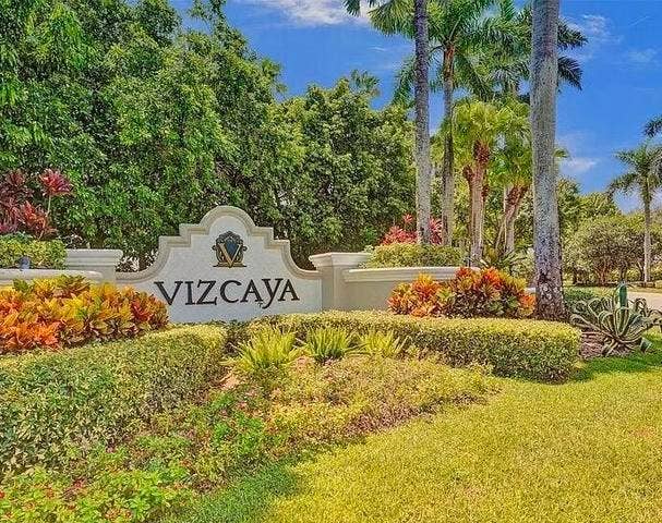 7229 Cataluna Circle, Delray Beach, FL 33446 vizcaya sign