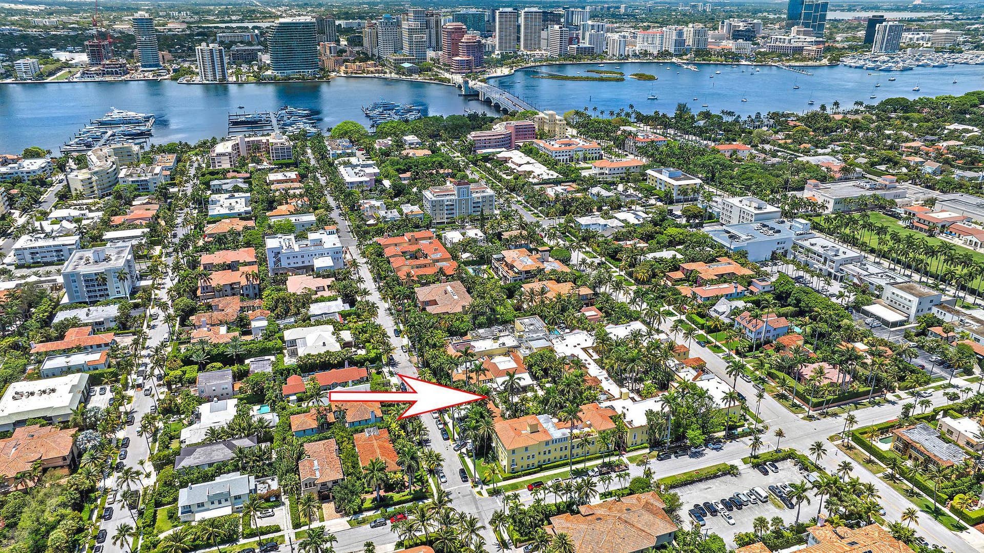 Aerial showing proximity to the marina and intracoastal waterway