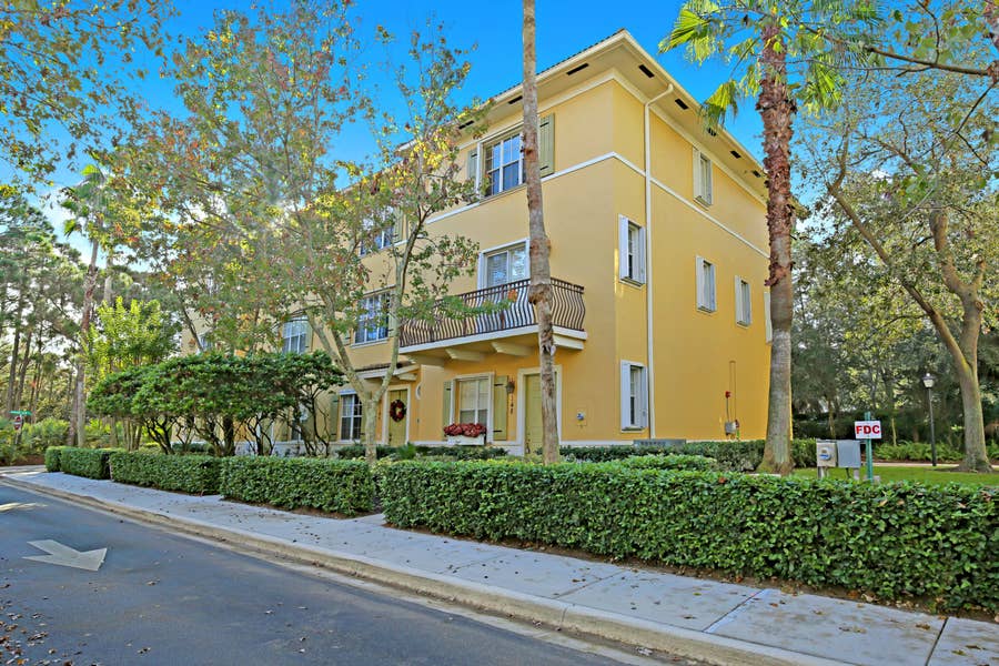 Property photo for 148 E Morning Dew Circle, Jupiter, FL