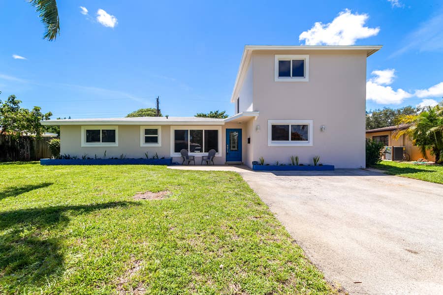 Property photo for 242 SW 9th Street, Pompano Beach, FL