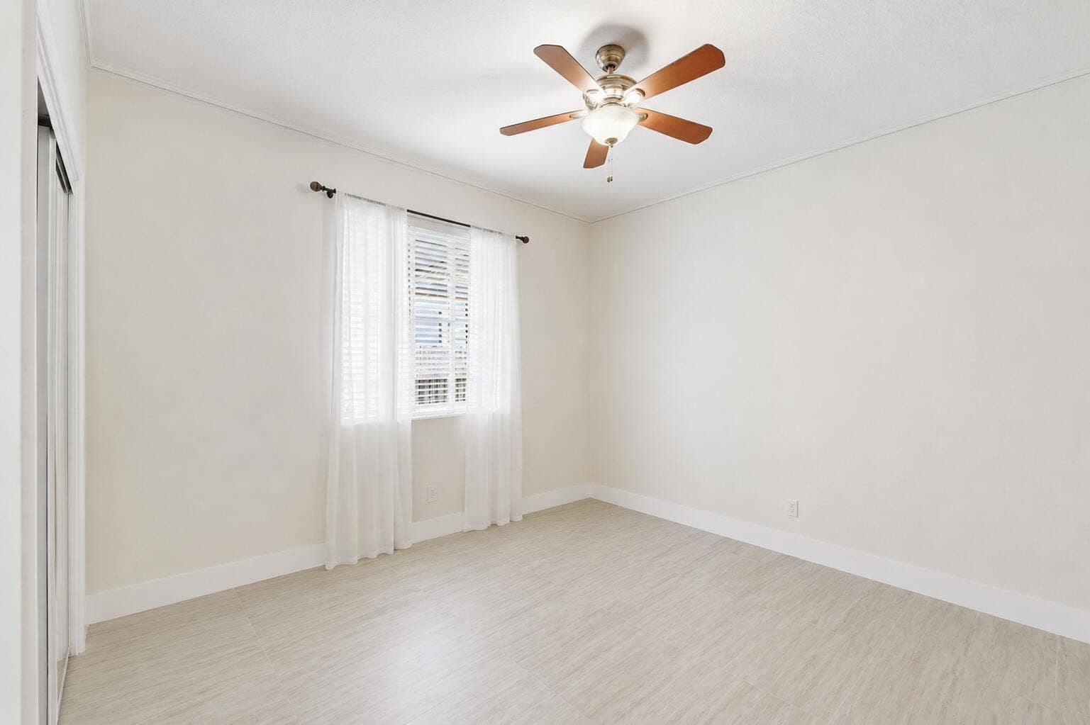 2644 Miller Court, Weston, FL 33332 interior clear