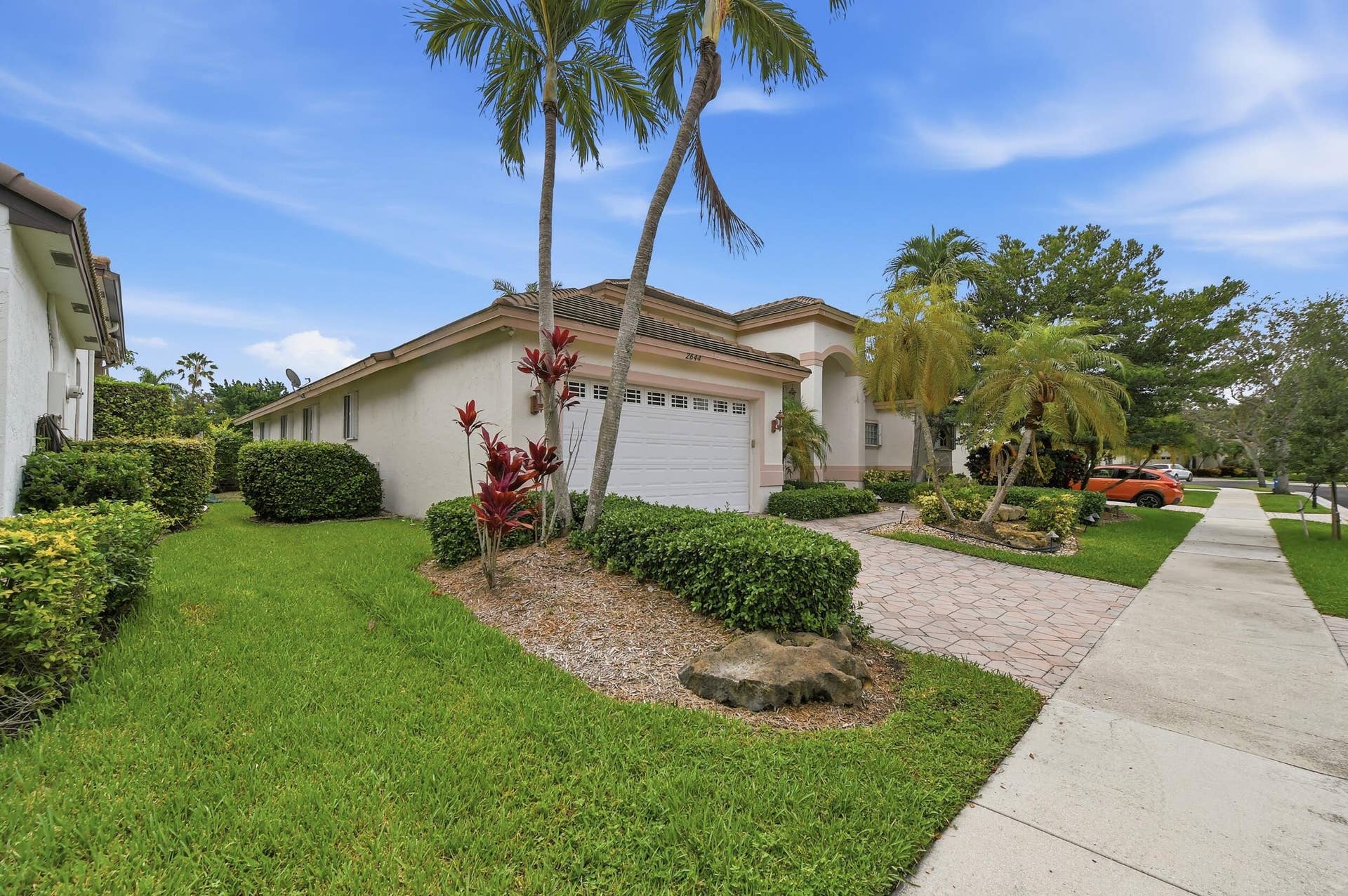 2644 Miller Court, Weston, FL 33332 Front exterior