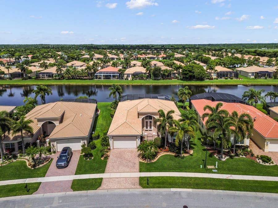 Property photo for 10540 Whitewind Circle, Boynton Beach, FL