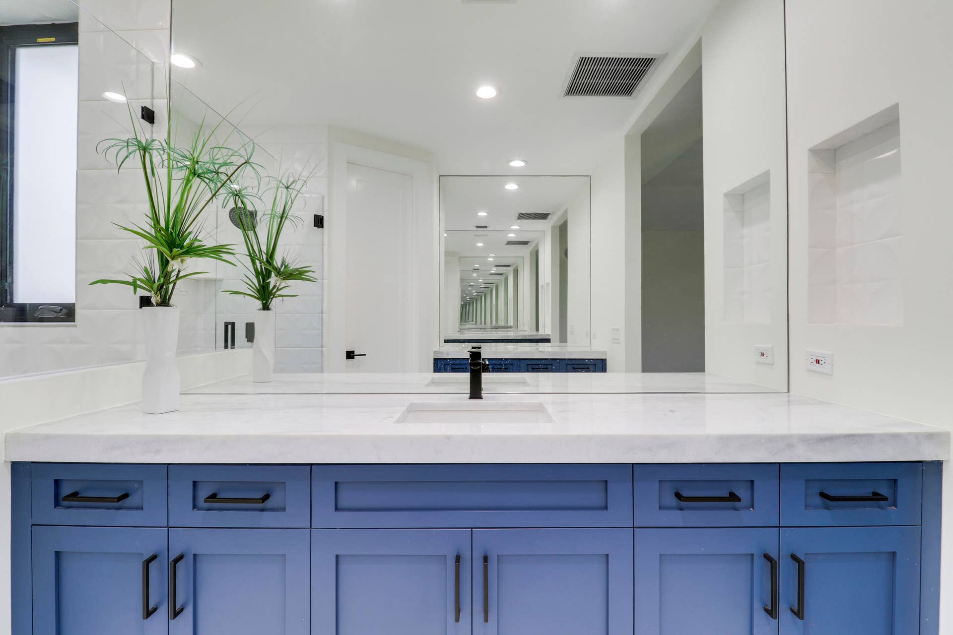 18411 SE Lakeside Drive, Jupiter, FL 33469 Bedroom 3 Ensuite