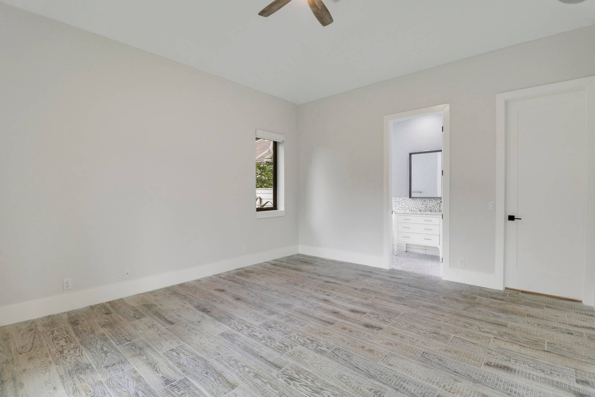 18411 SE Lakeside Drive, Jupiter, FL 33469 Main Level Bedroom 1