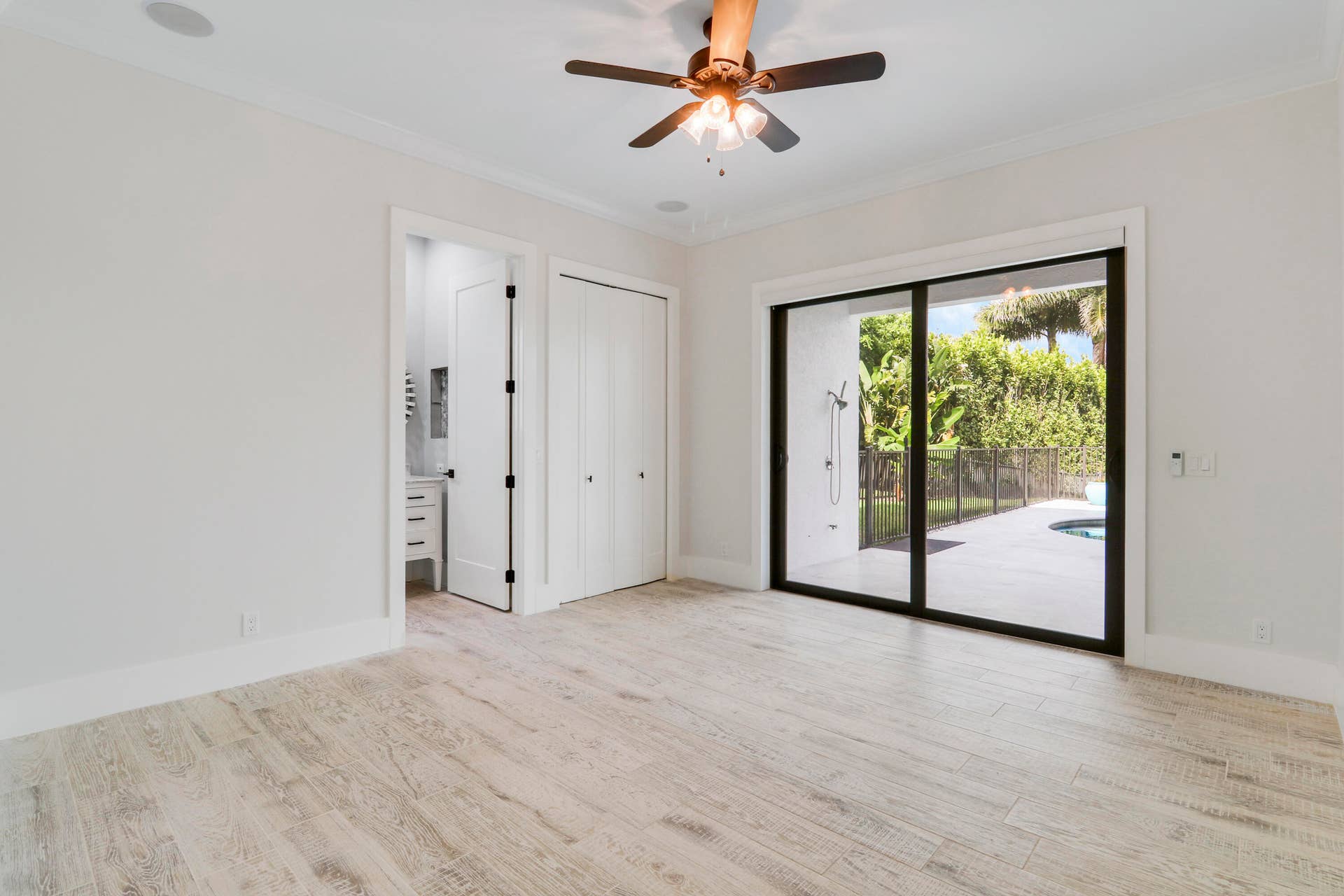 18411 SE Lakeside Drive, Jupiter, FL 33469 Main Level Bedroom 2 with Slider
