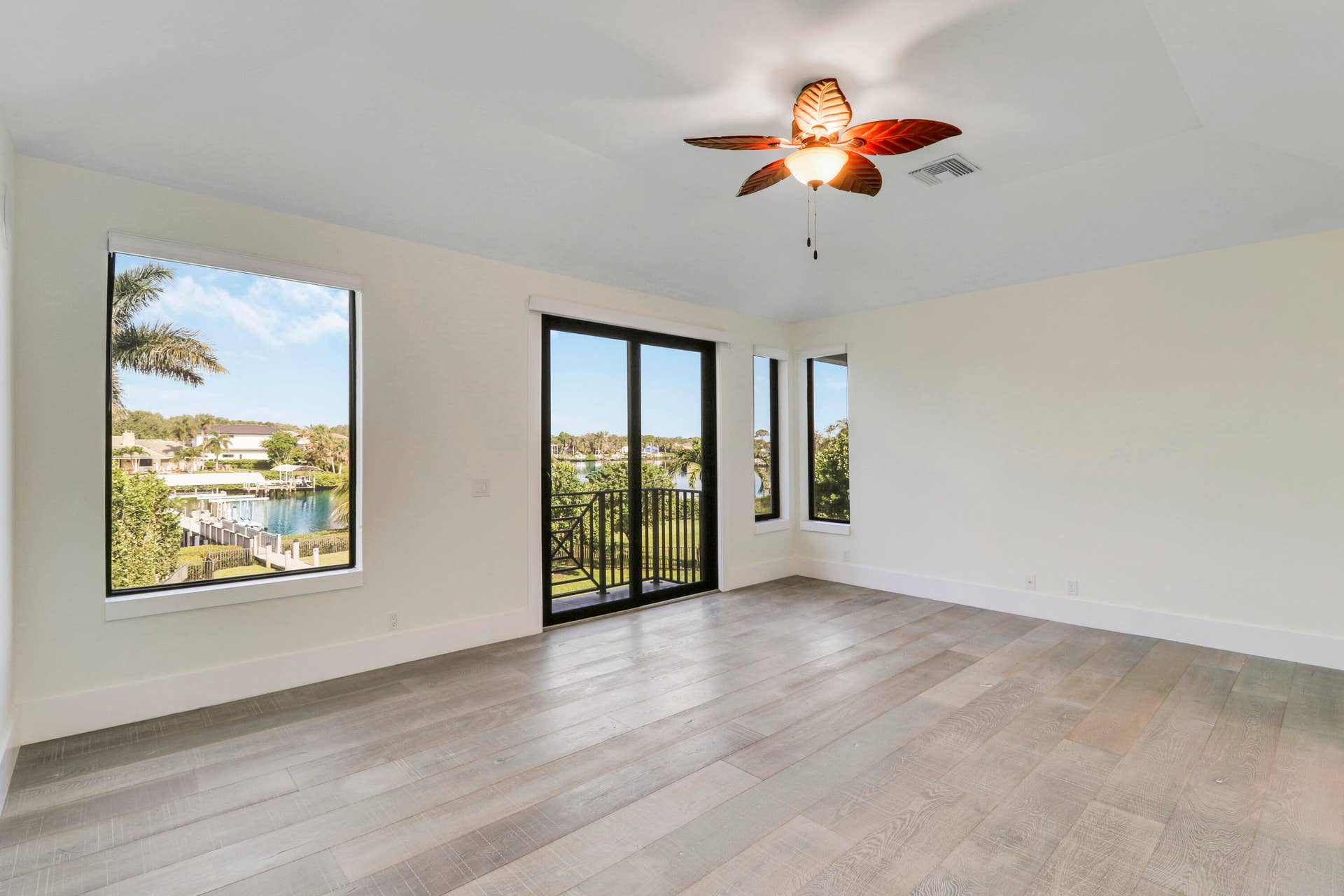 18411 SE Lakeside Drive, Jupiter, FL 33469 Bedroom 3 with Balcony