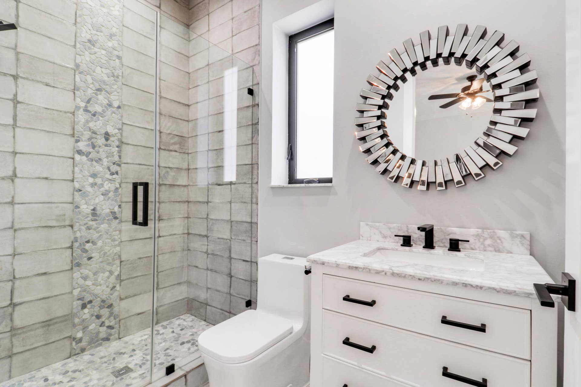 18411 SE Lakeside Drive, Jupiter, FL 33469 Bedroom 2 Ensuite
