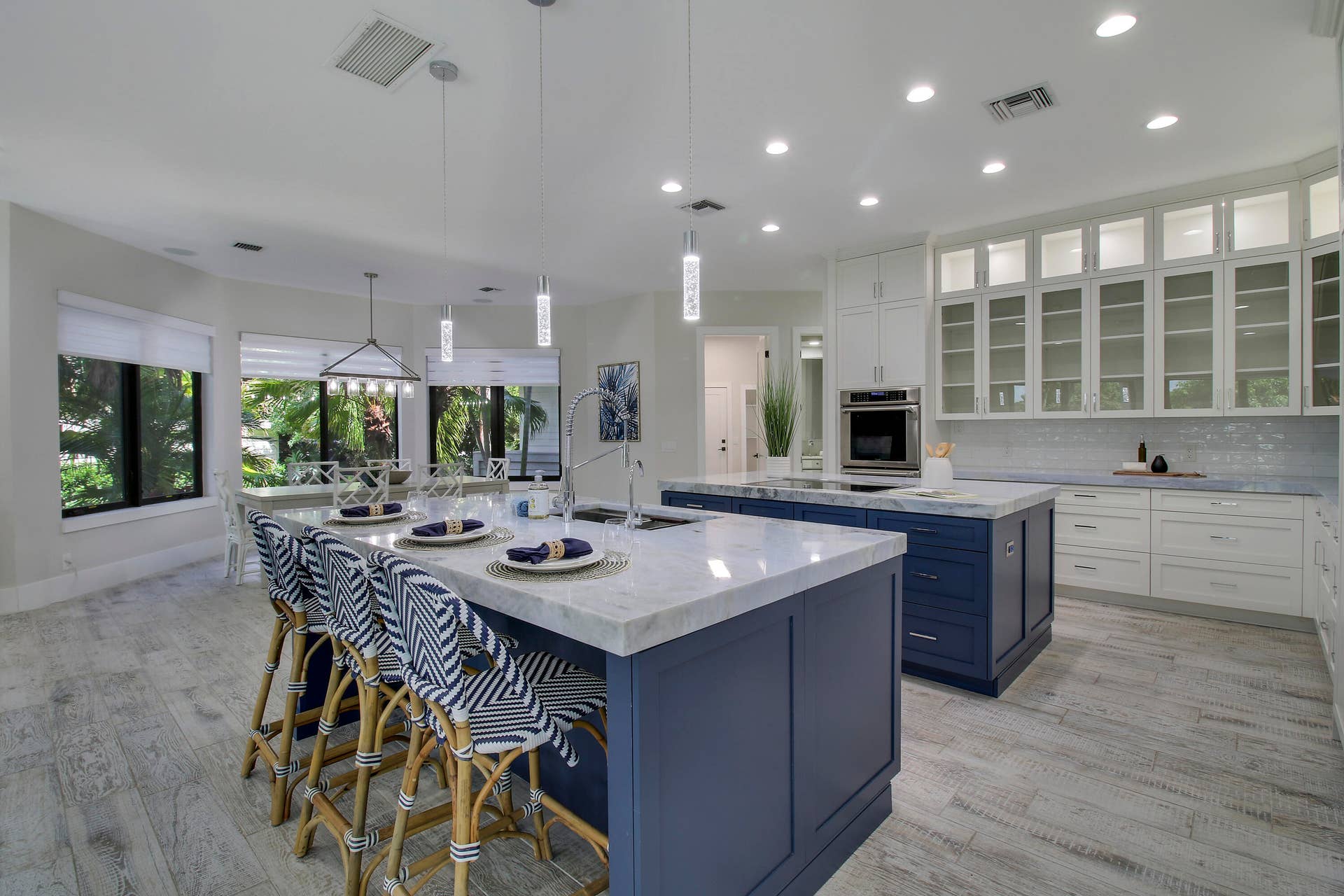 18411 SE Lakeside Drive, Jupiter, FL 33469 Kitchen to Eat In