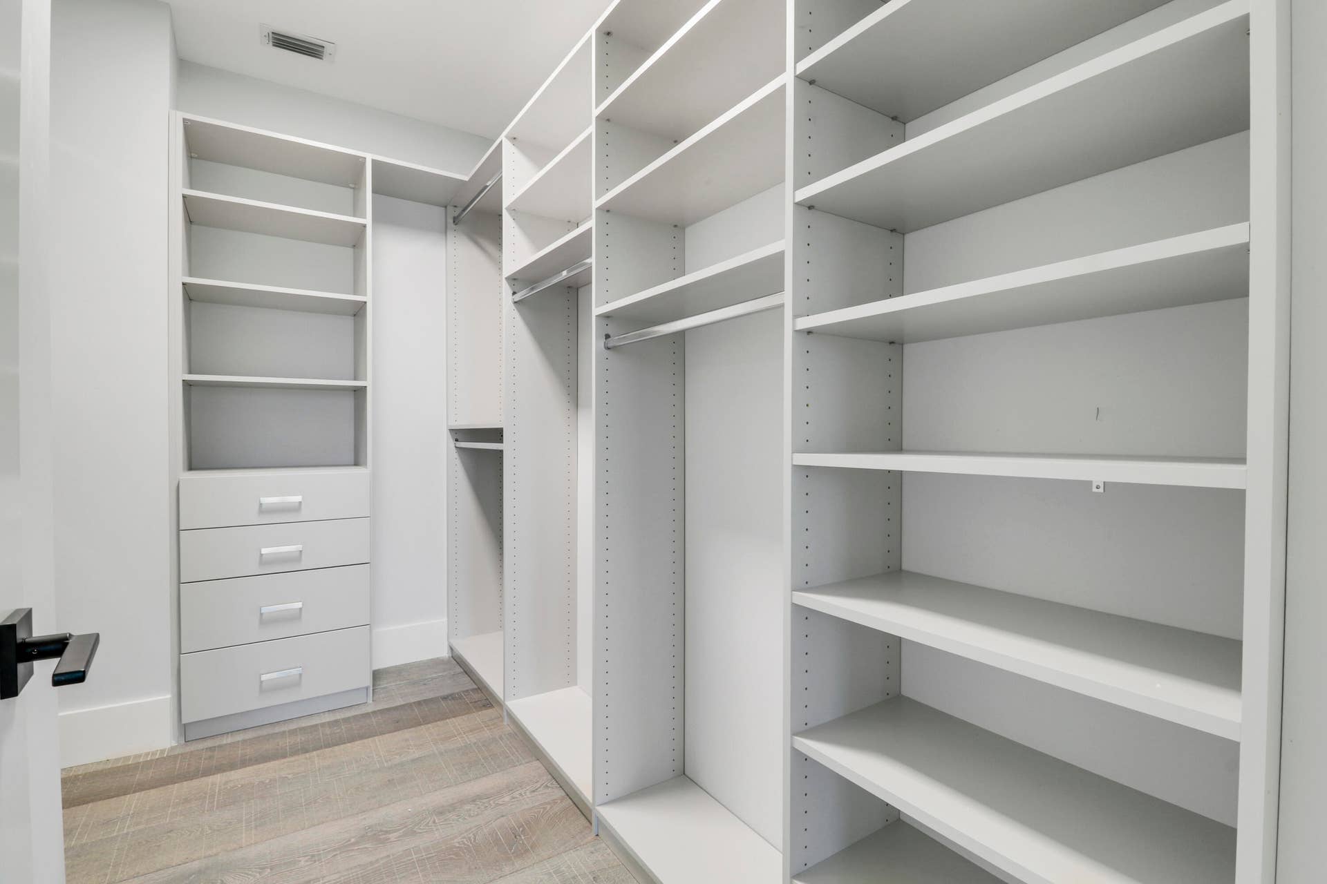 18411 SE Lakeside Drive, Jupiter, FL 33469 Built In Closet