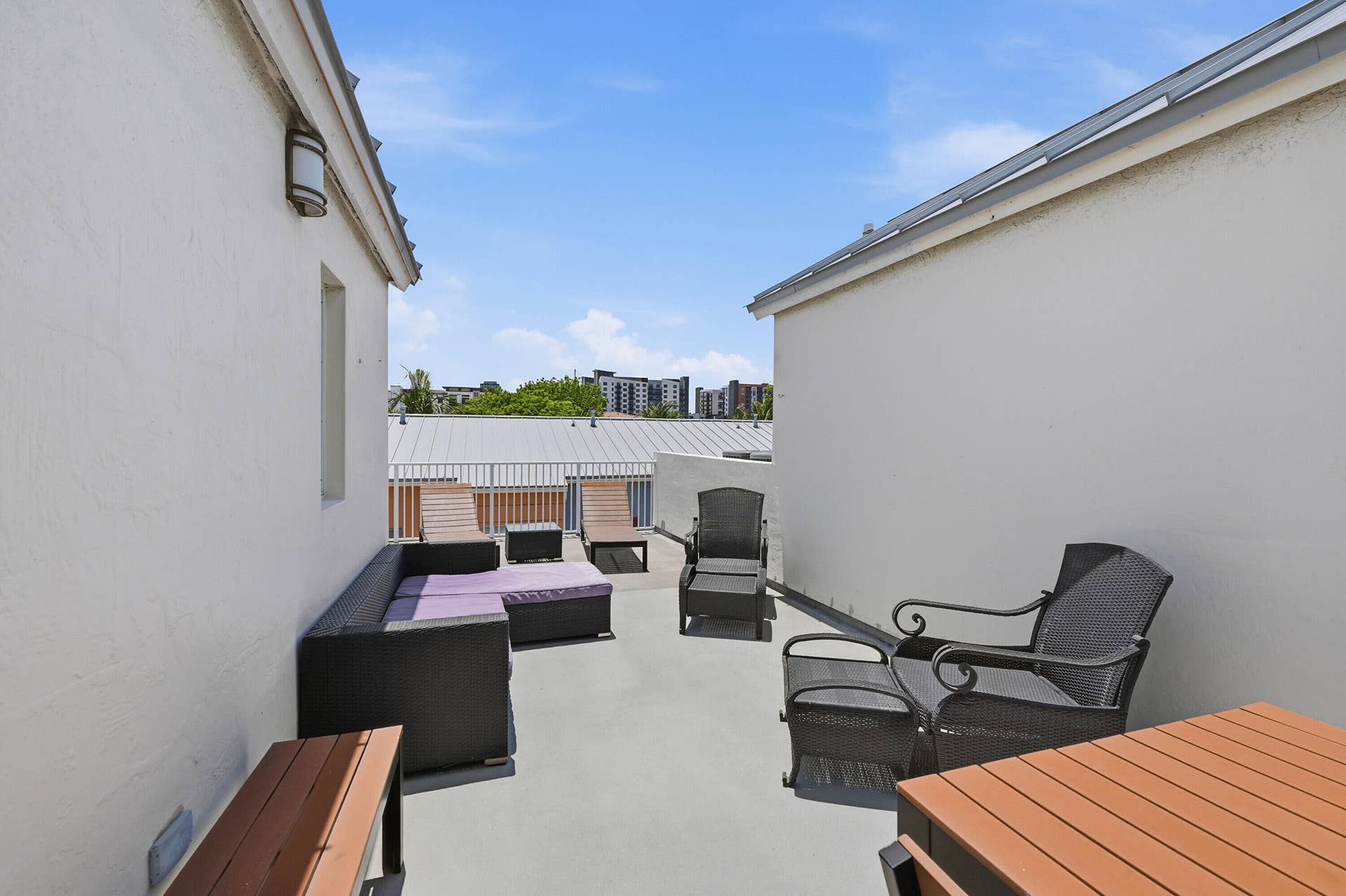 542 NE 7th Avenue, #Unit 2, Fort Lauderdale, FL 33301 43_051_dsc_0198