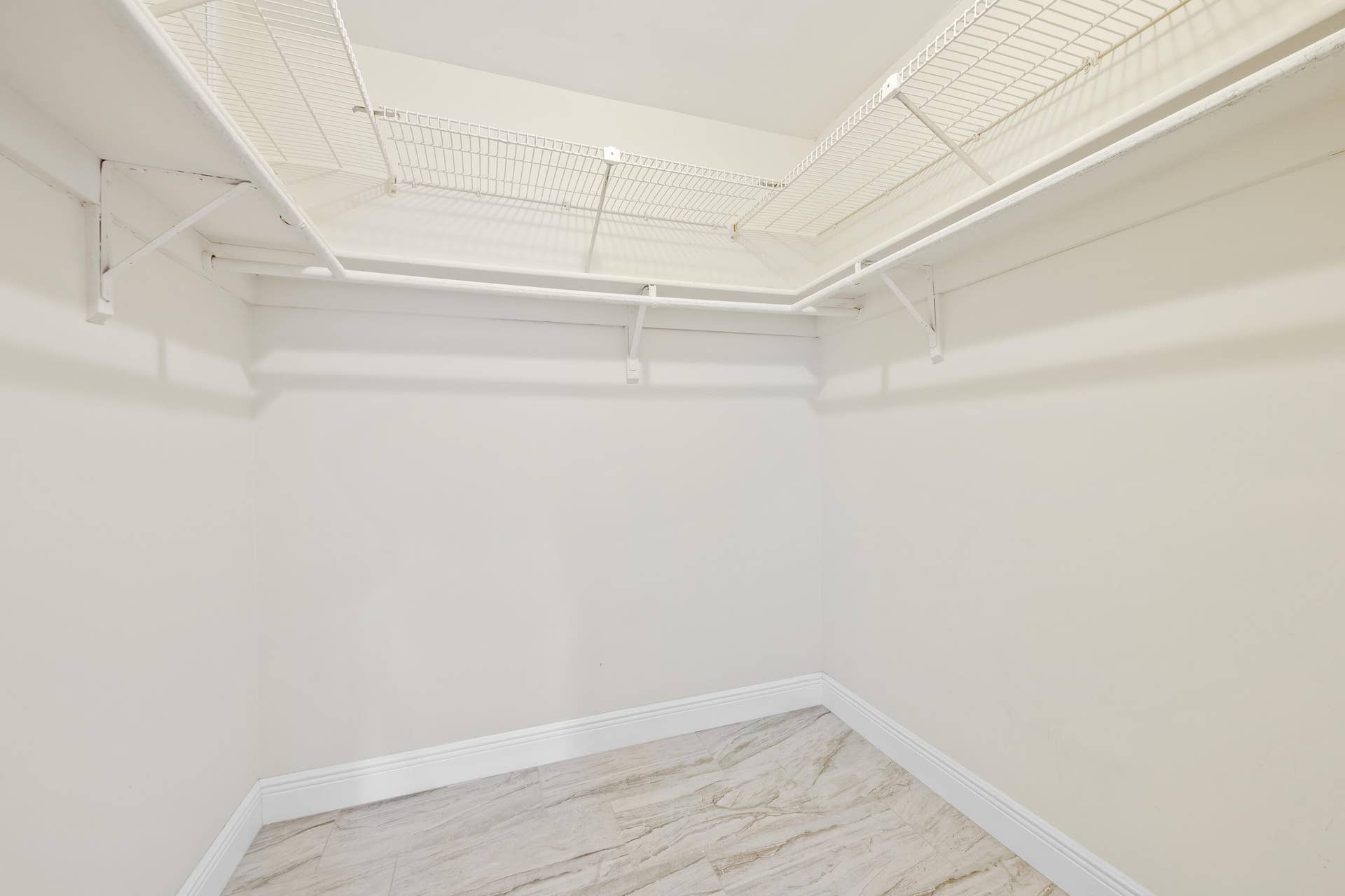 483 N Pine Island Road, #C304, Plantation, FL 33324 DSC_9249