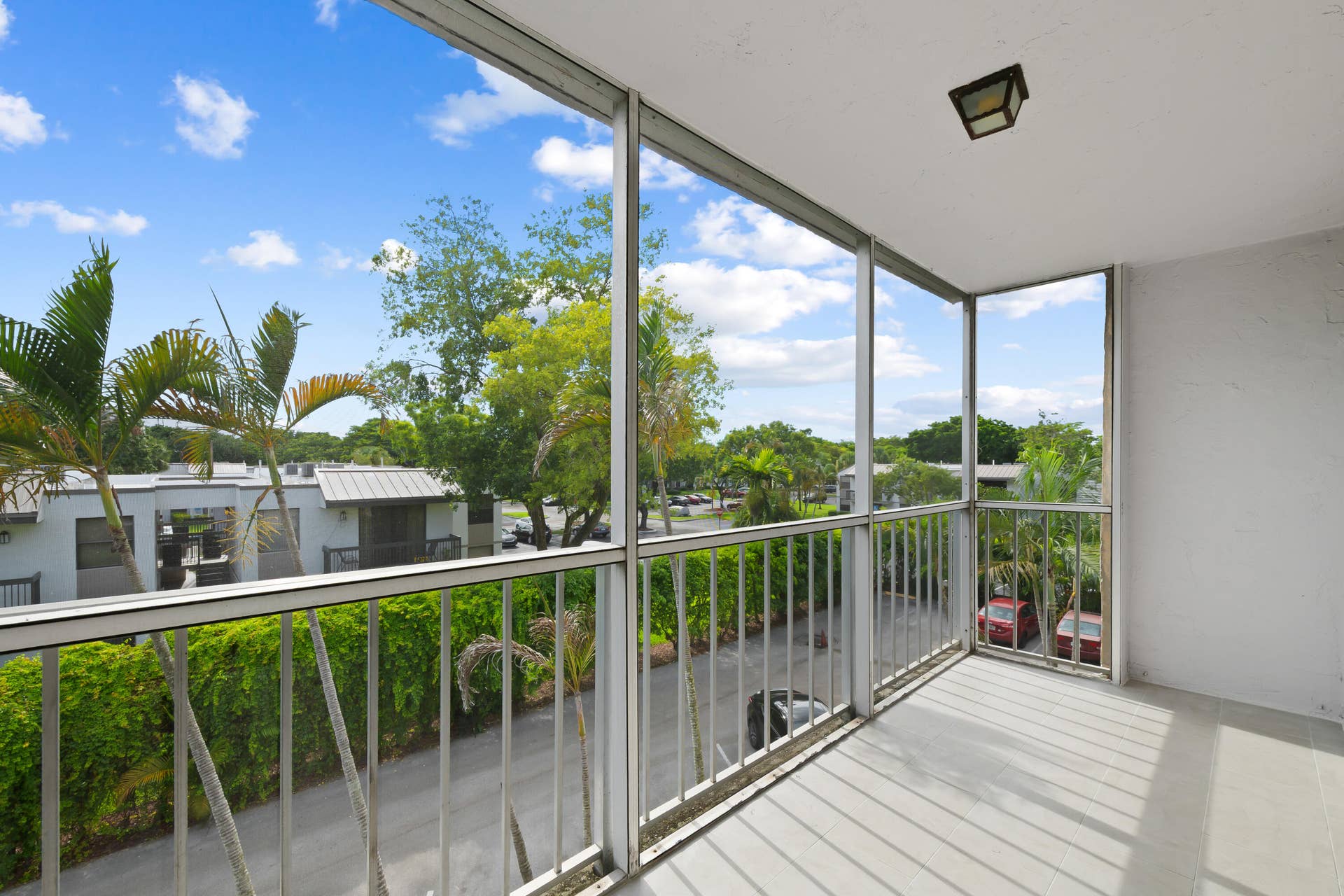 483 N Pine Island Road, #C304, Plantation, FL 33324 DSC_9188