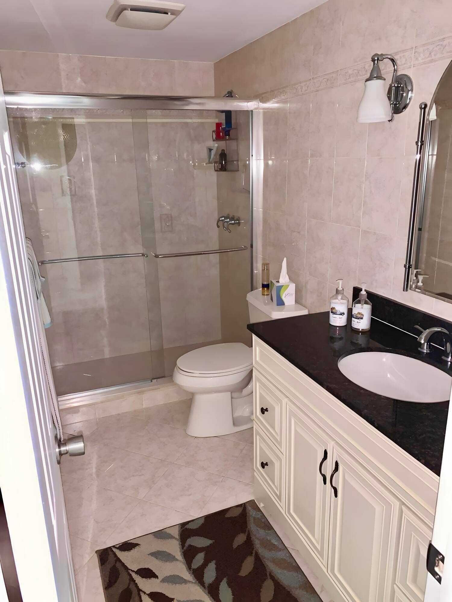 5200 NE 24th Terrace, #C303, Fort Lauderdale, FL 33308 IMG_2055
