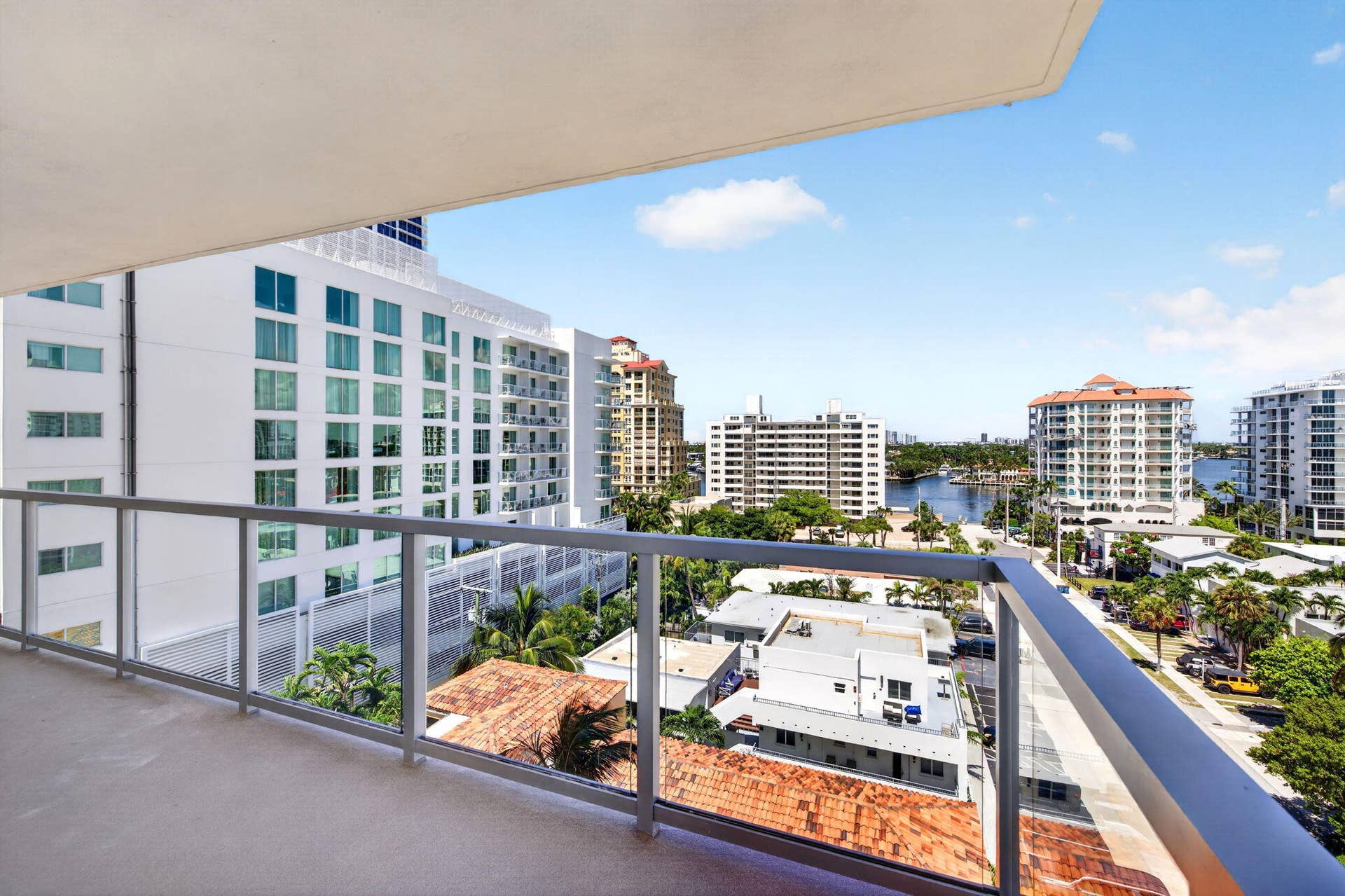 Wraparound balcony facing west