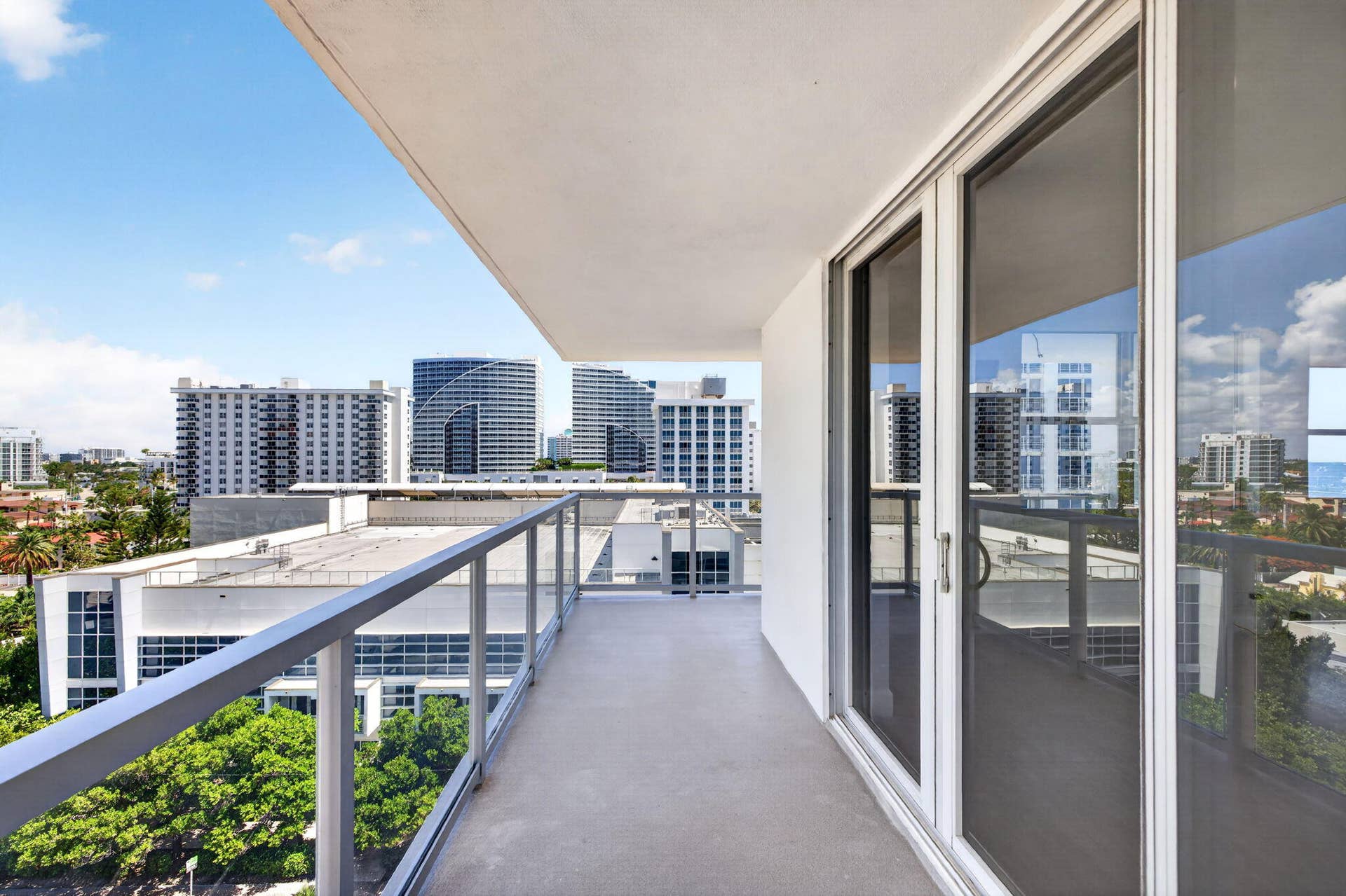 Large wraparound balcony