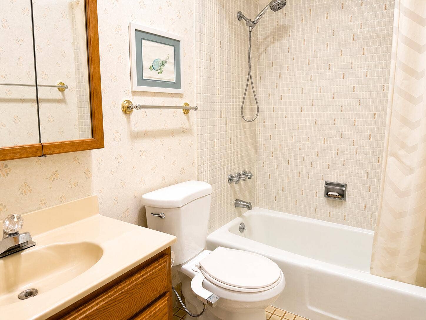 4501 S Ocean Boulevard, #D4, South Palm Beach, FL 33480 Bathroom