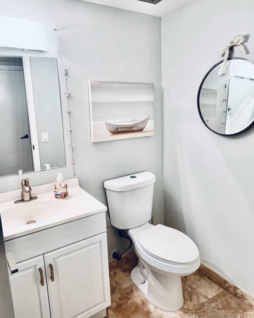 3850 Washington Street, #215, Hollywood, FL 33021 3850 215 1/2 bath