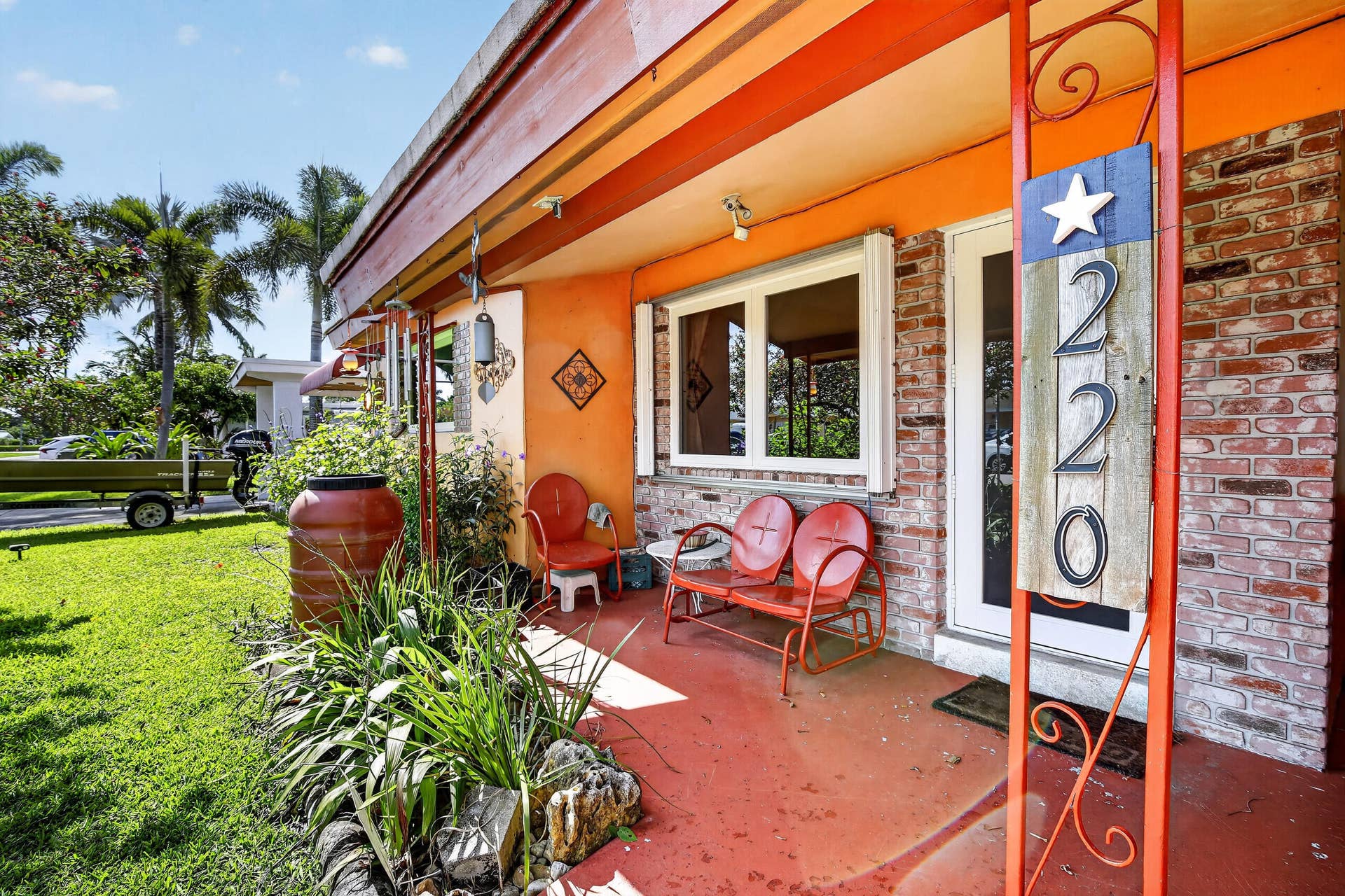 220 NW 48th Street, Oakland Park, FL 33309 5-print-_A7A9425