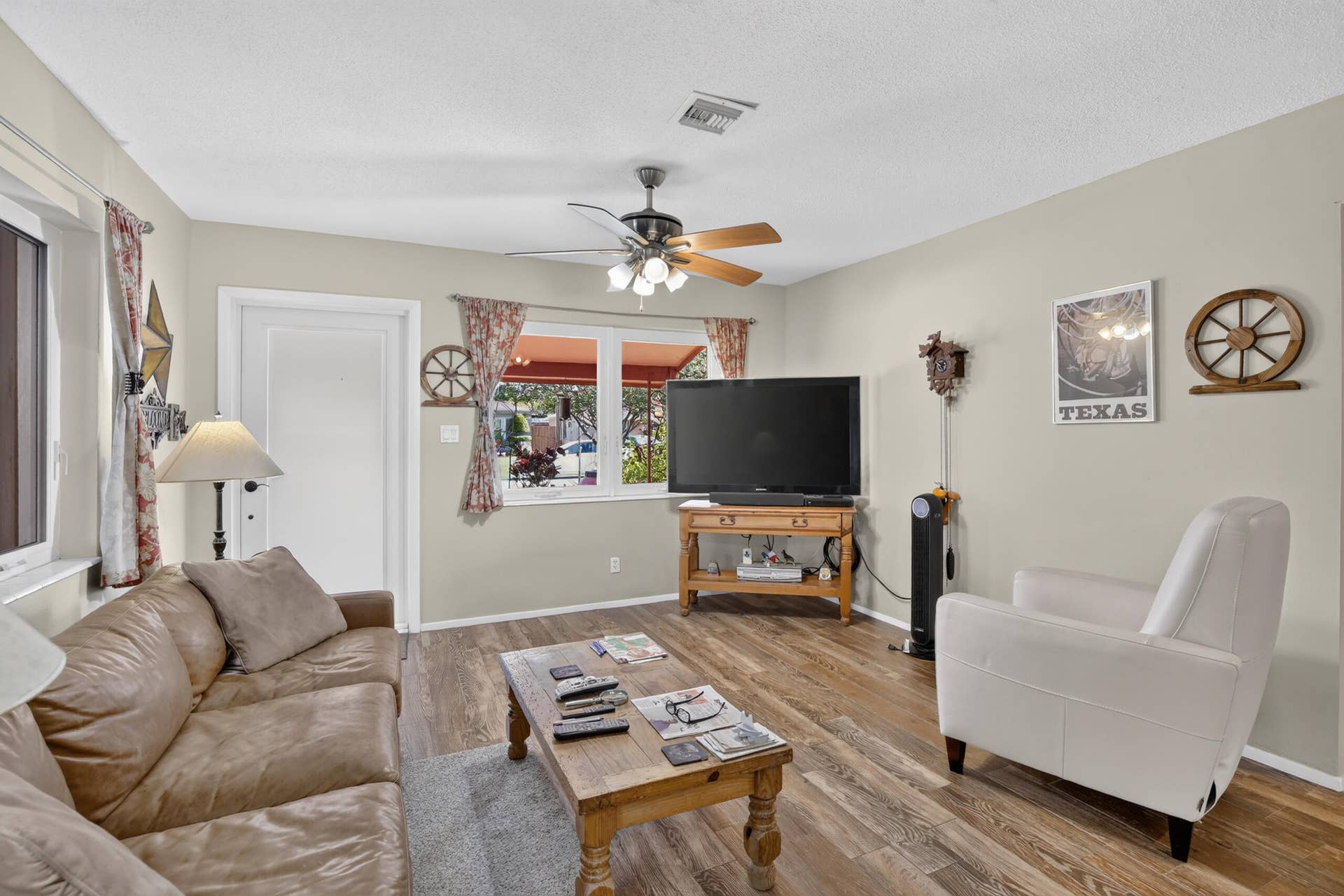 220 NW 48th Street, Oakland Park, FL 33309 9-print-_A7A9246