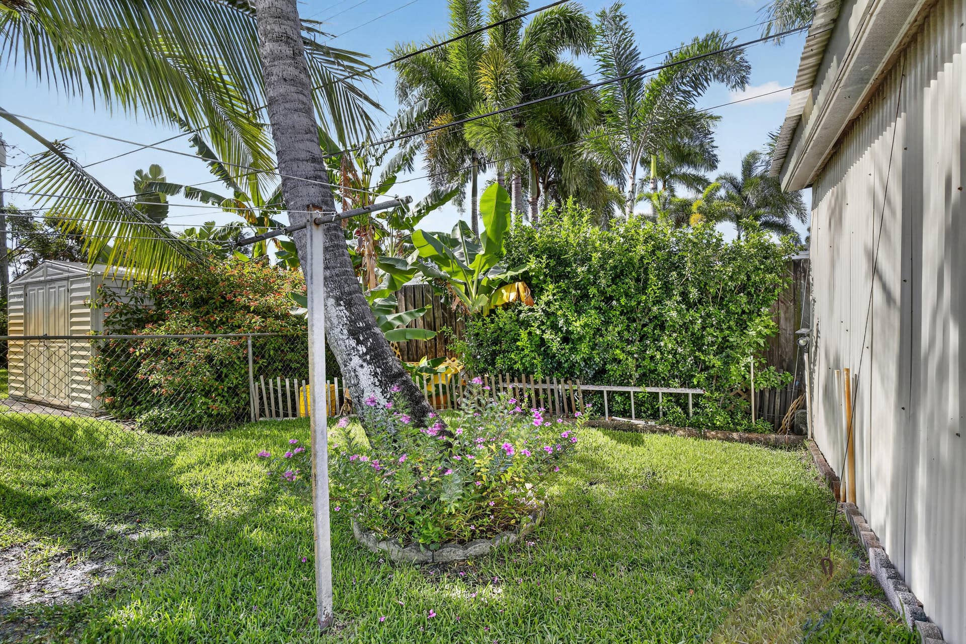 220 NW 48th Street, Oakland Park, FL 33309 35-print-_A7A9380