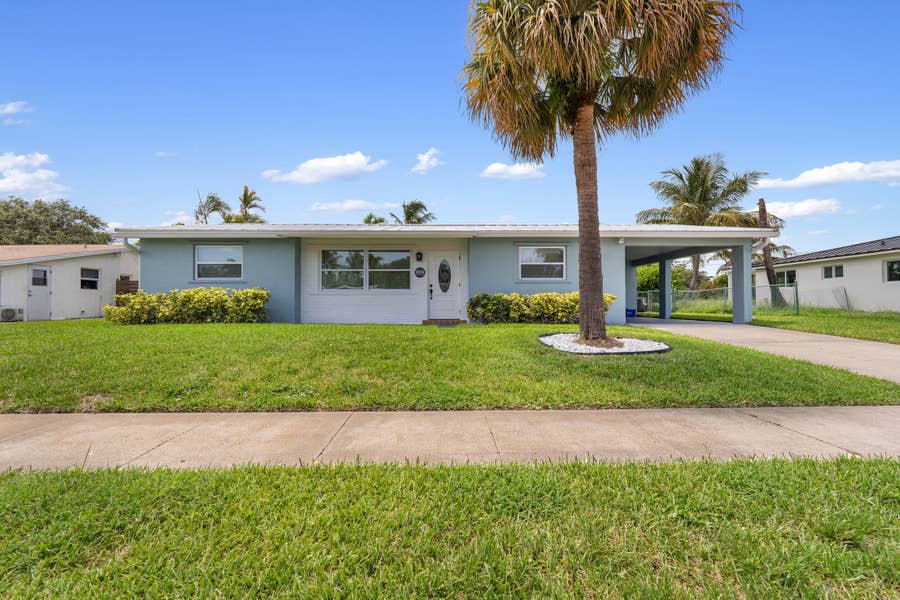Property photo for 204 Circle E, Jupiter, FL