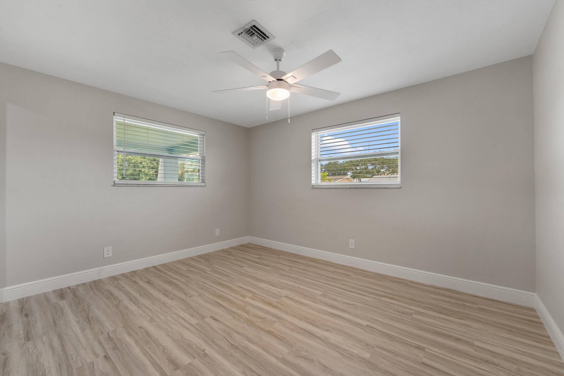 204 Circle E, Jupiter, Jupiter, FL 33458 13_10