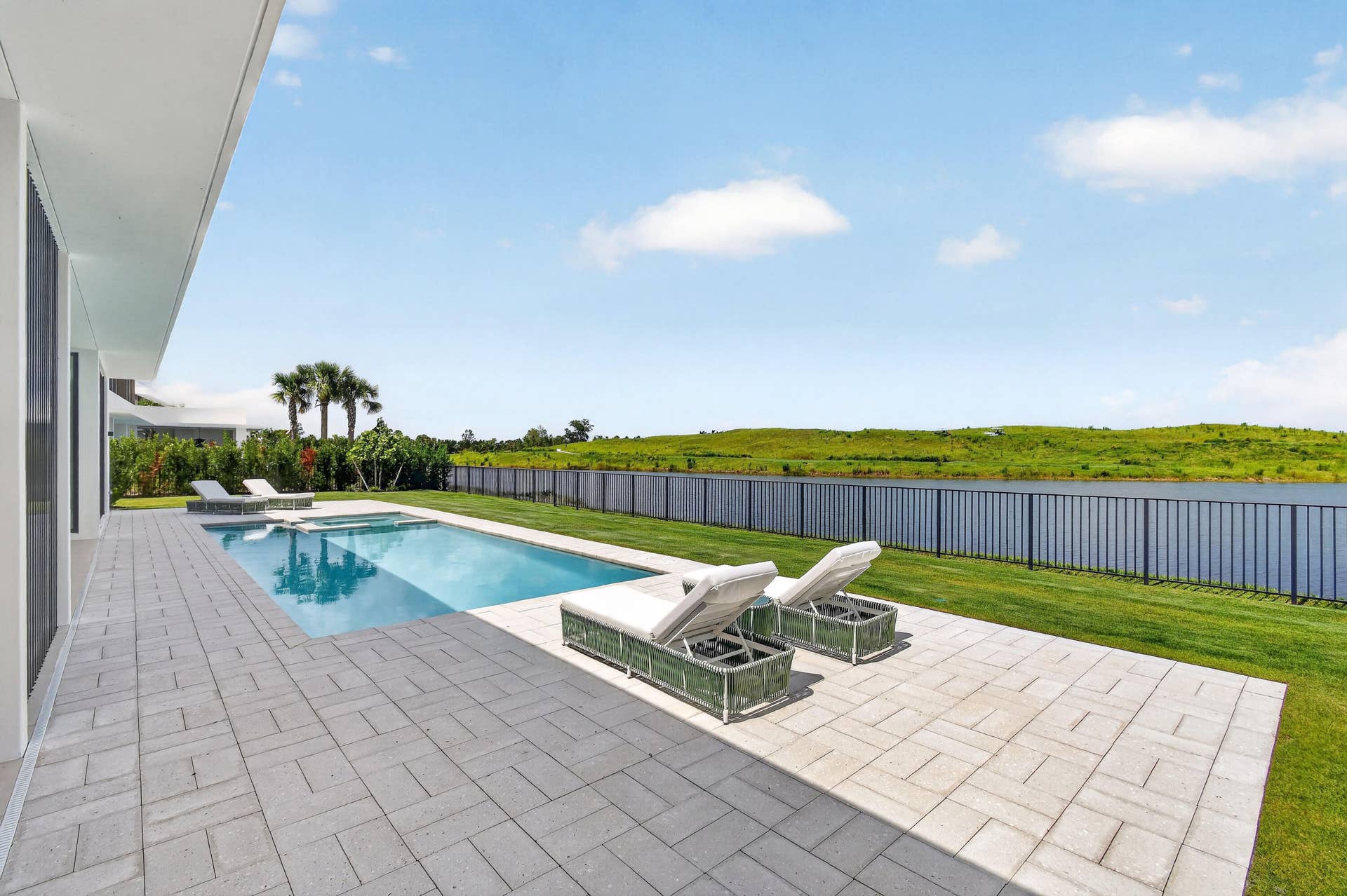 10959 Monte Rosa Drive, Palm Beach Gardens, FL 33412 Pool